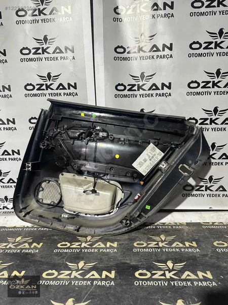 Audi A6 C6 Sol Arka Kapı döşemesi kartonu