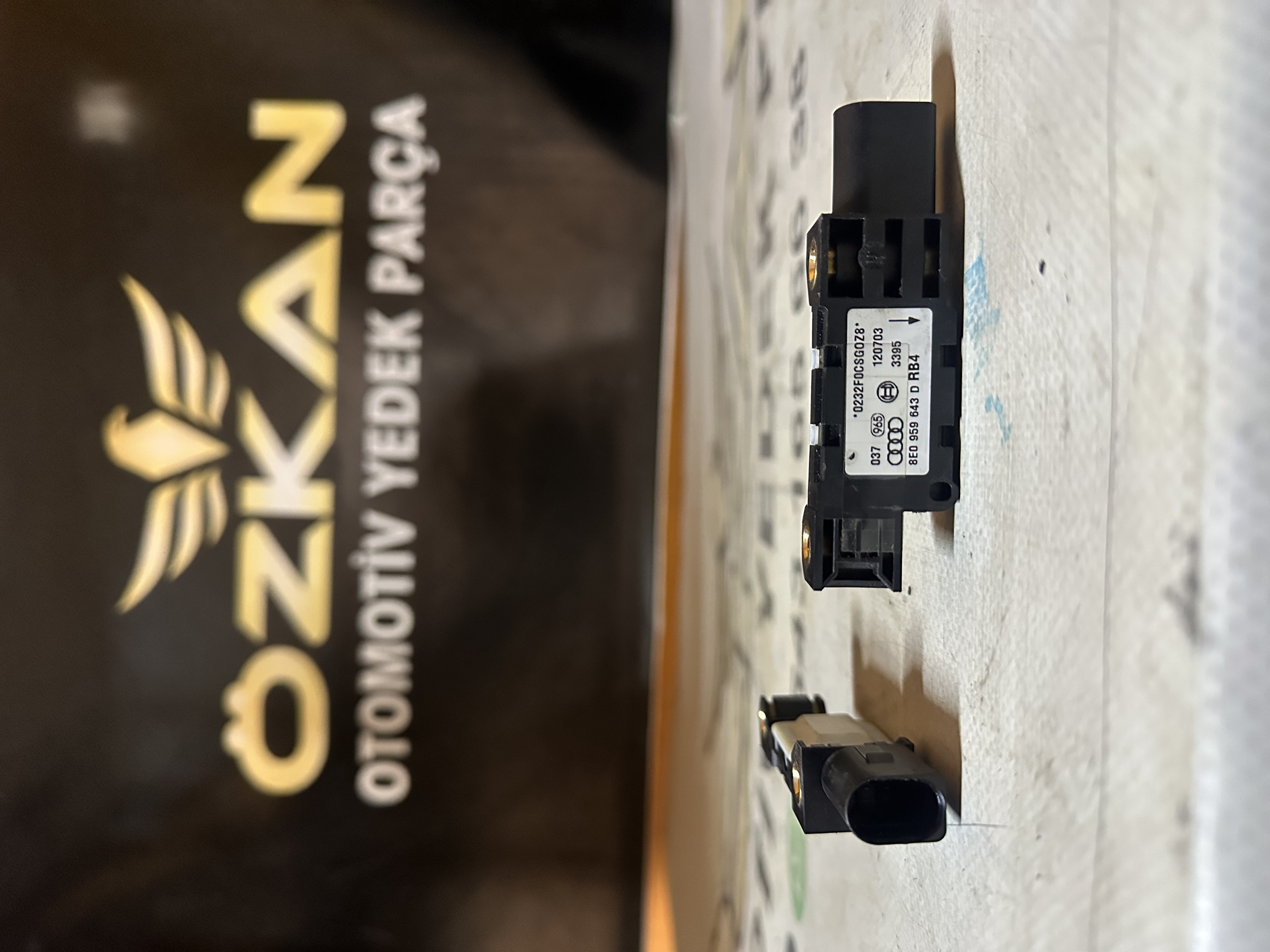 Audi A4 , Airbag Darbe Sensörü , 8E0959643D , 8E0 959 643 D - Küçük Görsel 2