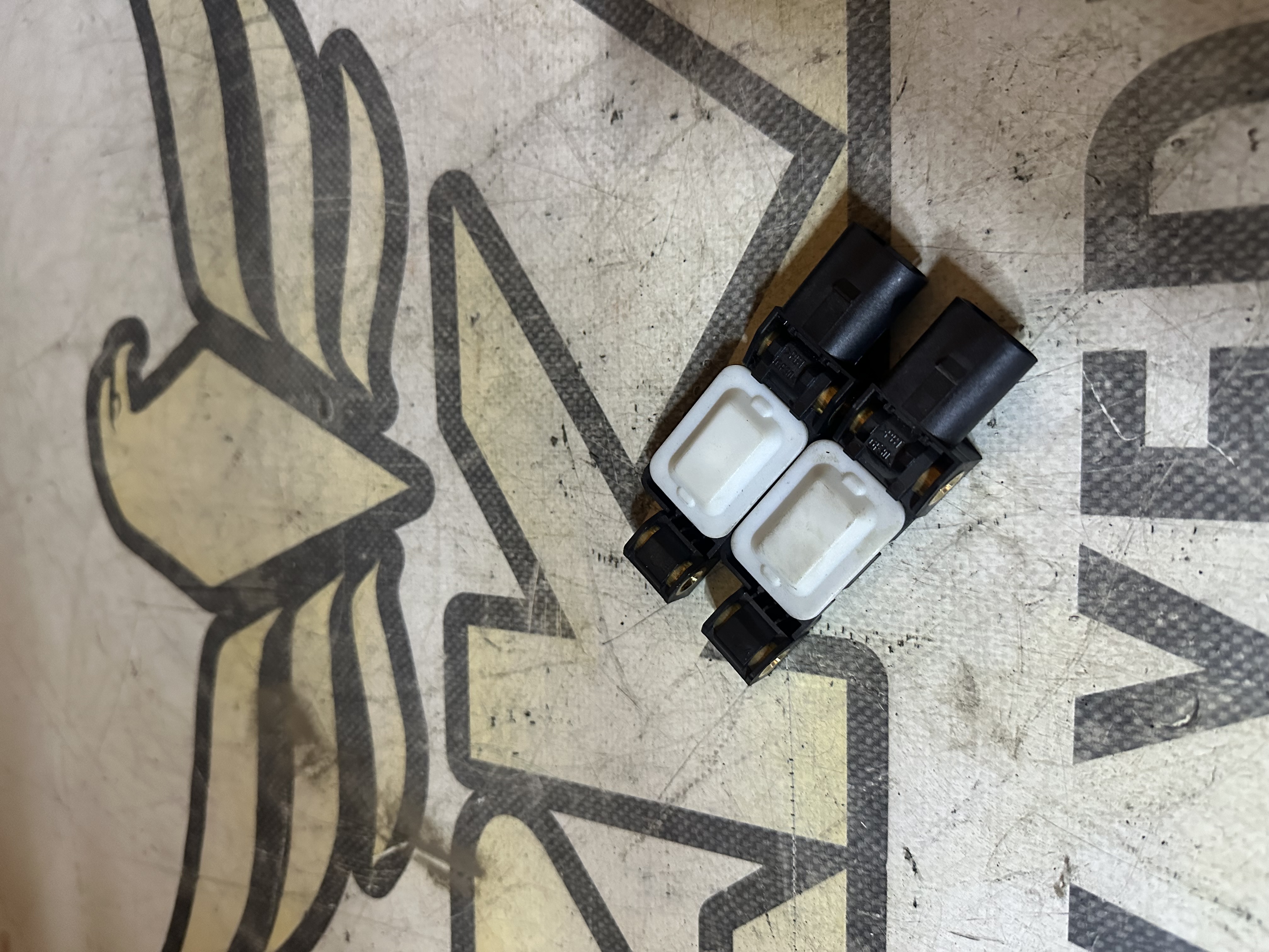 Audi A4 , Airbag Darbe Sensörü , 8E0959643D , 8E0 959 643 D - Küçük Görsel 3