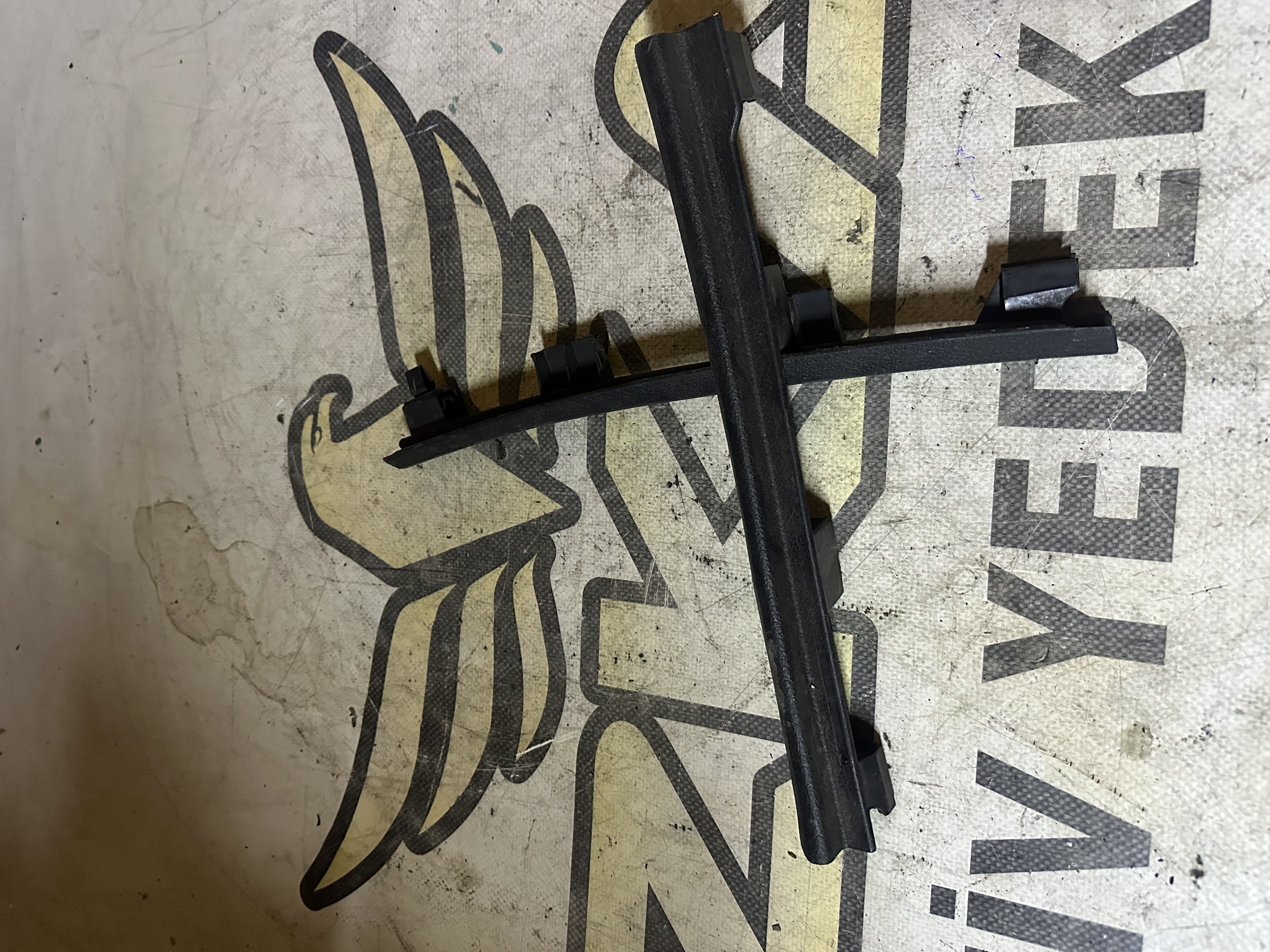 Audi A4 , B6 & B7 , İç Trim , Cam Kenarı , Plastik Kaplama parçaları , döşemesi , 8E0 868 203 , 8E0868203, 8E0868204