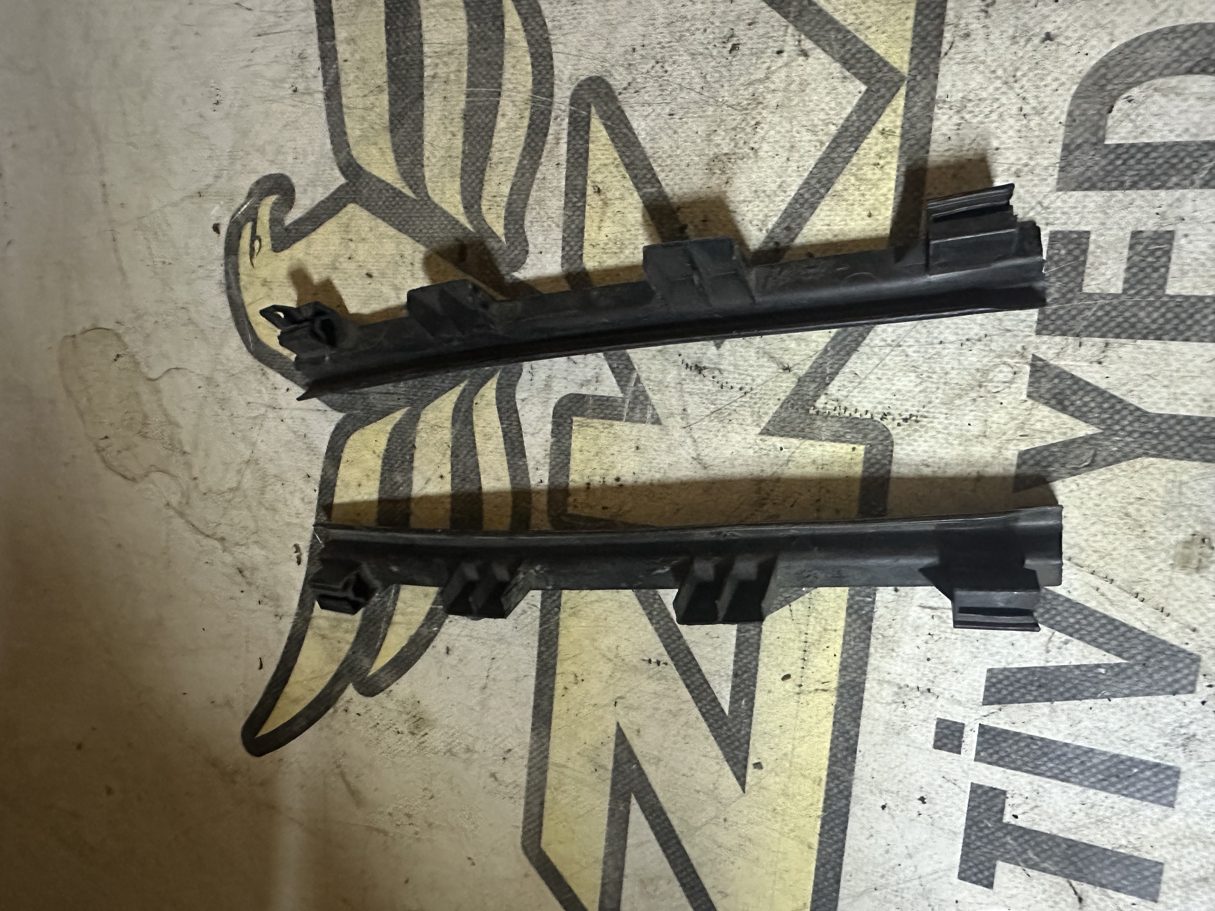 Audi A4 , B6 & B7 , İç Trim , Cam Kenarı , Plastik Kaplama parçaları , döşemesi , 8E0 868 203 , 8E0868203, 8E0868204 - Küçük Görsel 2