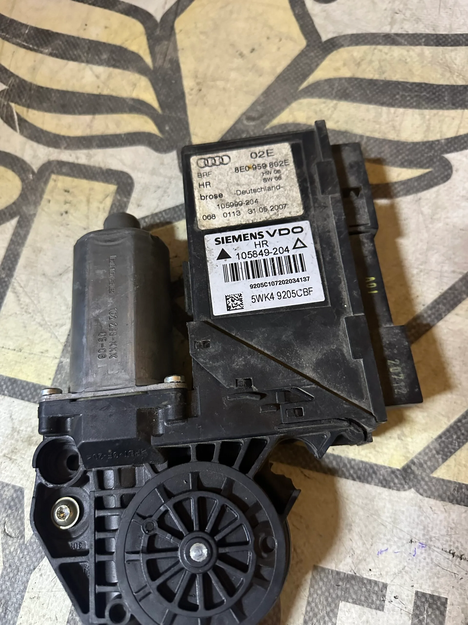 Audi A4 Sağ Arka Cam Motoru , 8E0959802E , 8E0 959 802 E - Küçük Görsel 3