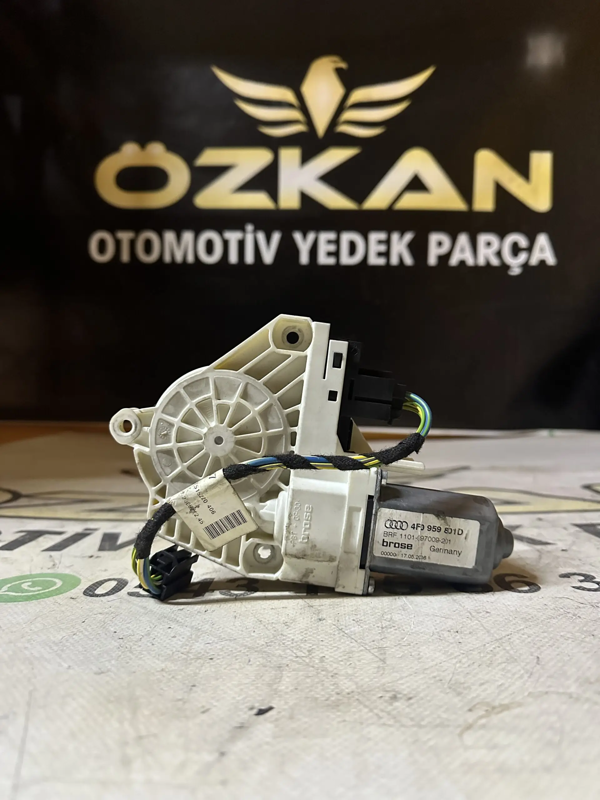 Audi A6 C6 Sol Ön Cam Motoru , 4F0959801D , 4F0 959 801 D. - Küçük Görsel 2