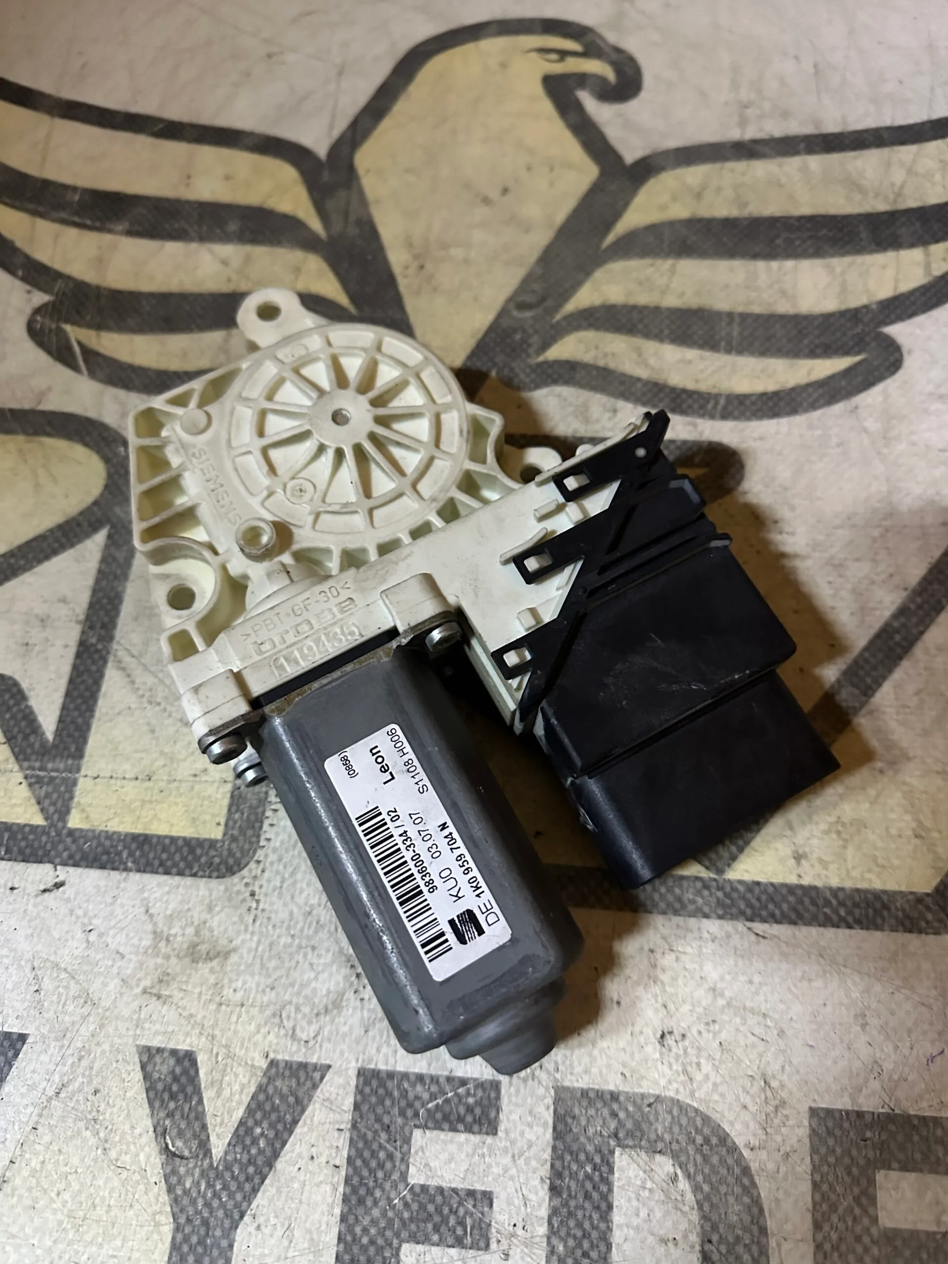 Seat Leon Sağ Arka Cam Motoru , 1K0959704N , 1K0 959 704 N - Küçük Görsel 3