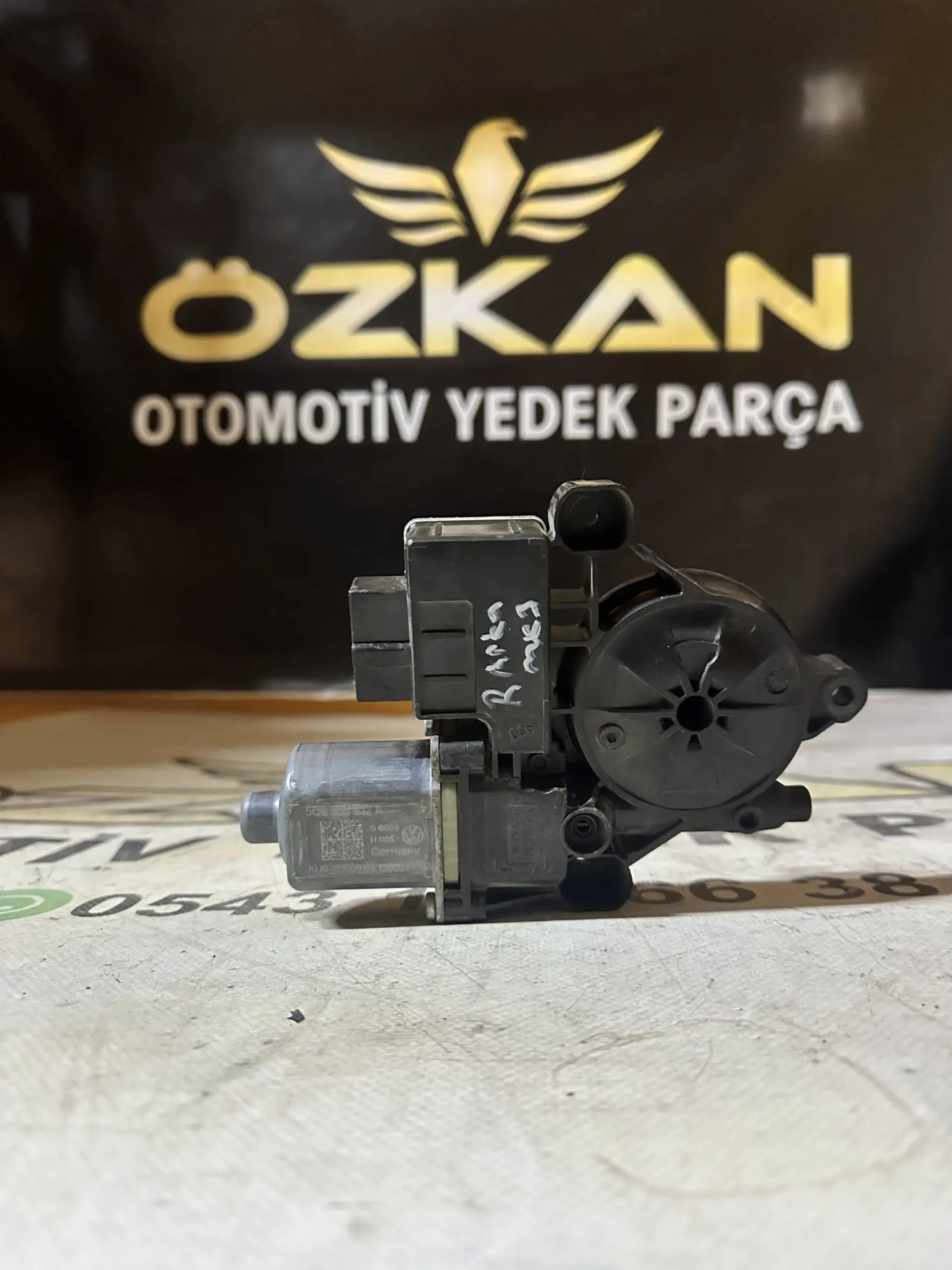 Leon , Octavia , Süperb , Touran , Sağ Arka Kapı Cam Motoru 5Q0959812A - Görsel 1