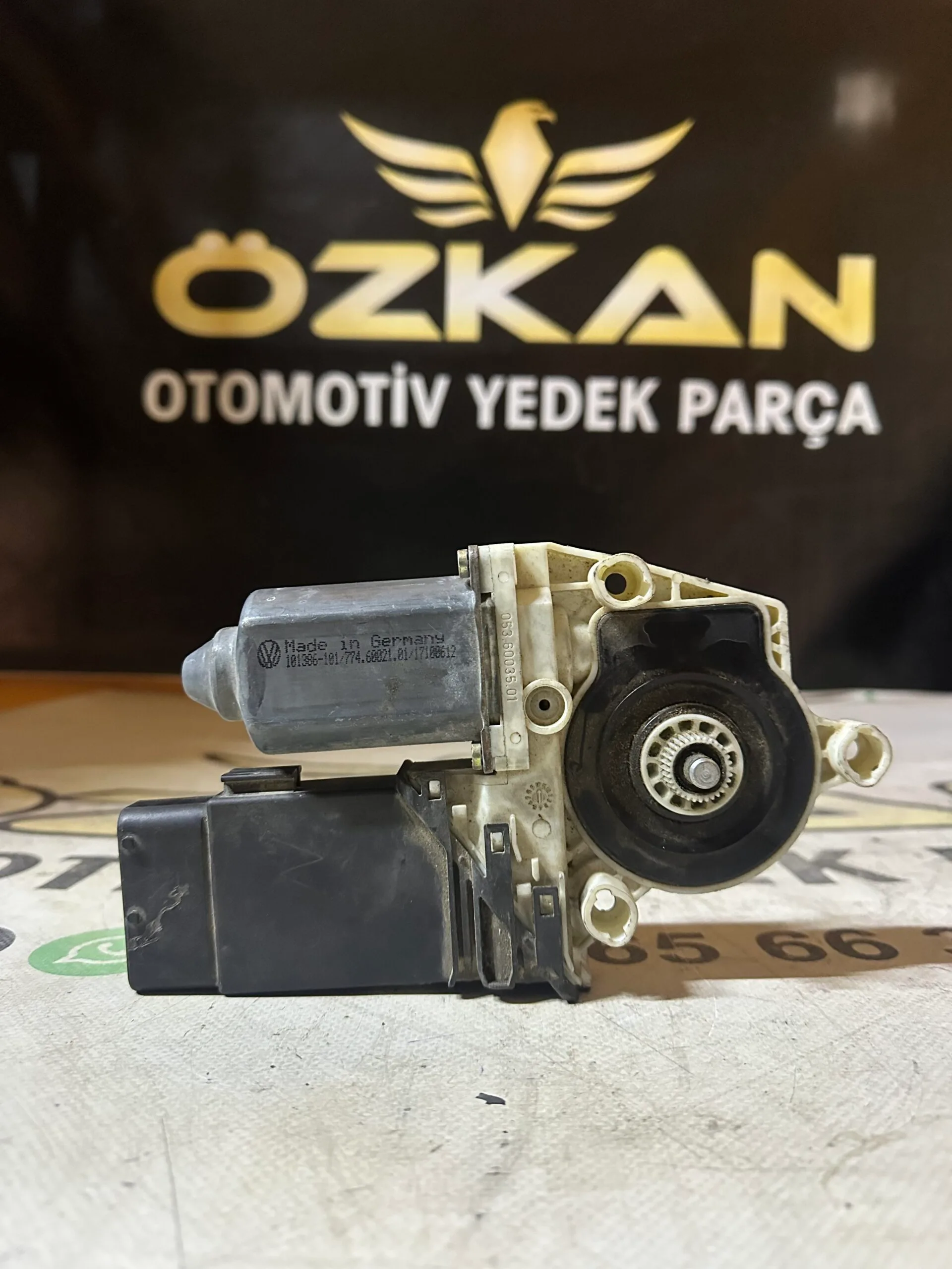 Golf4 , Bora , Leon , Cam Motoru Sağ Ön , 053.60035.01 , 0536003501 - Küçük Görsel 2