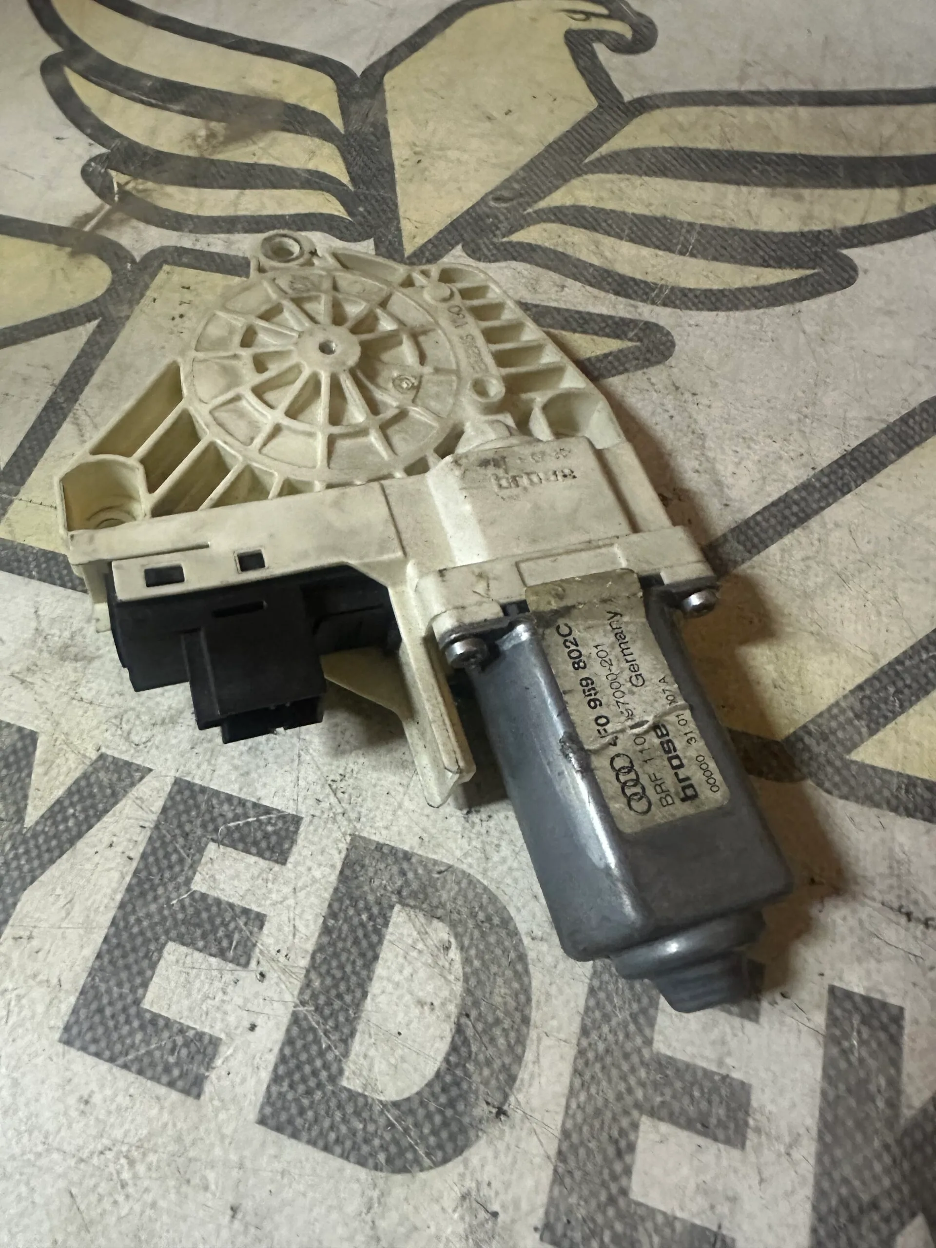 Audi A6 C6 Sol Kapı Cam Motoru 4F0959802C , 4F0 959 802 C - Küçük Görsel 3