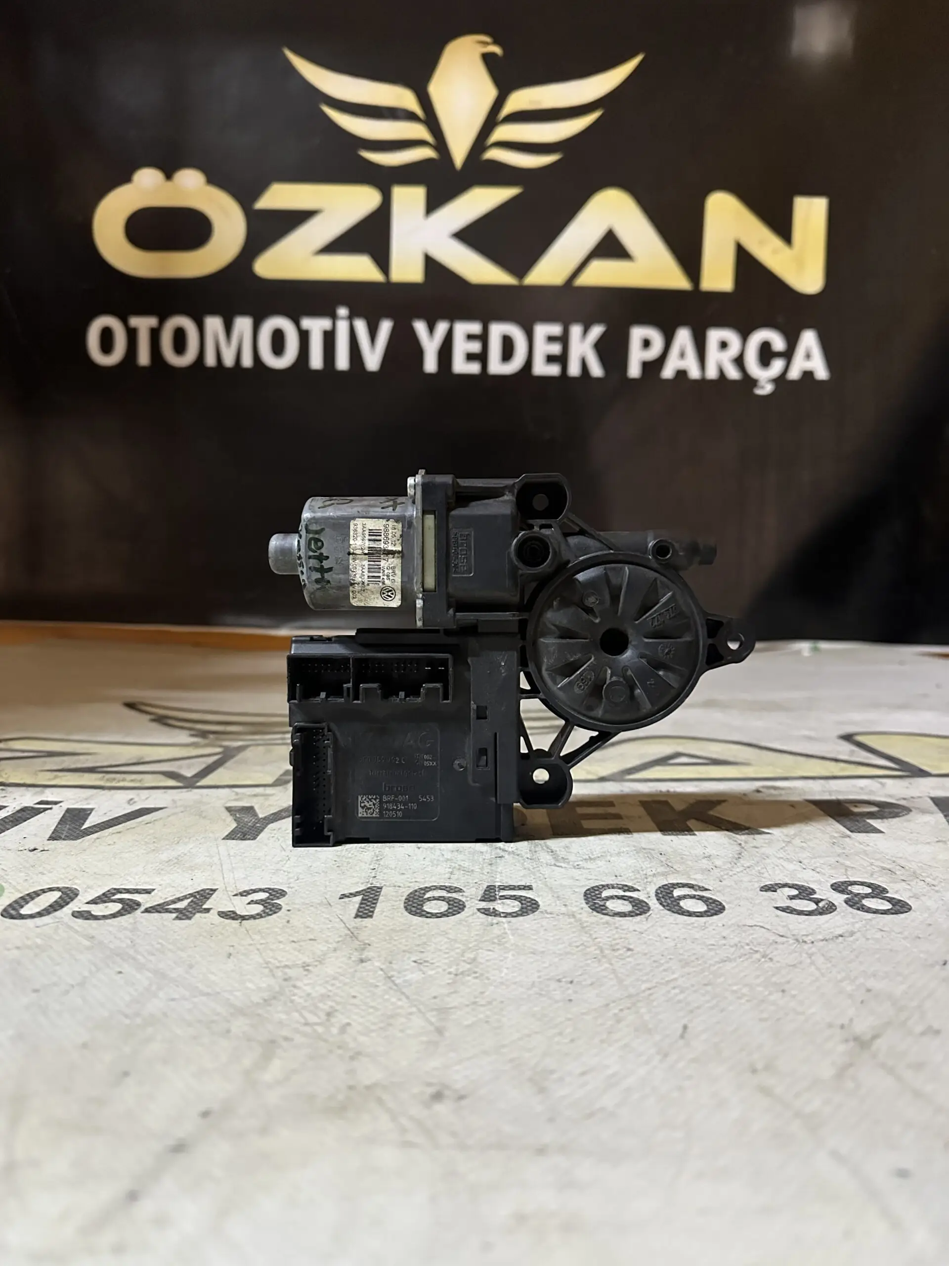 Passat , Jetta , CC , Sağ Ön Cam Motoru 3C0959792C , 3C0 959 792 C - Görsel 1