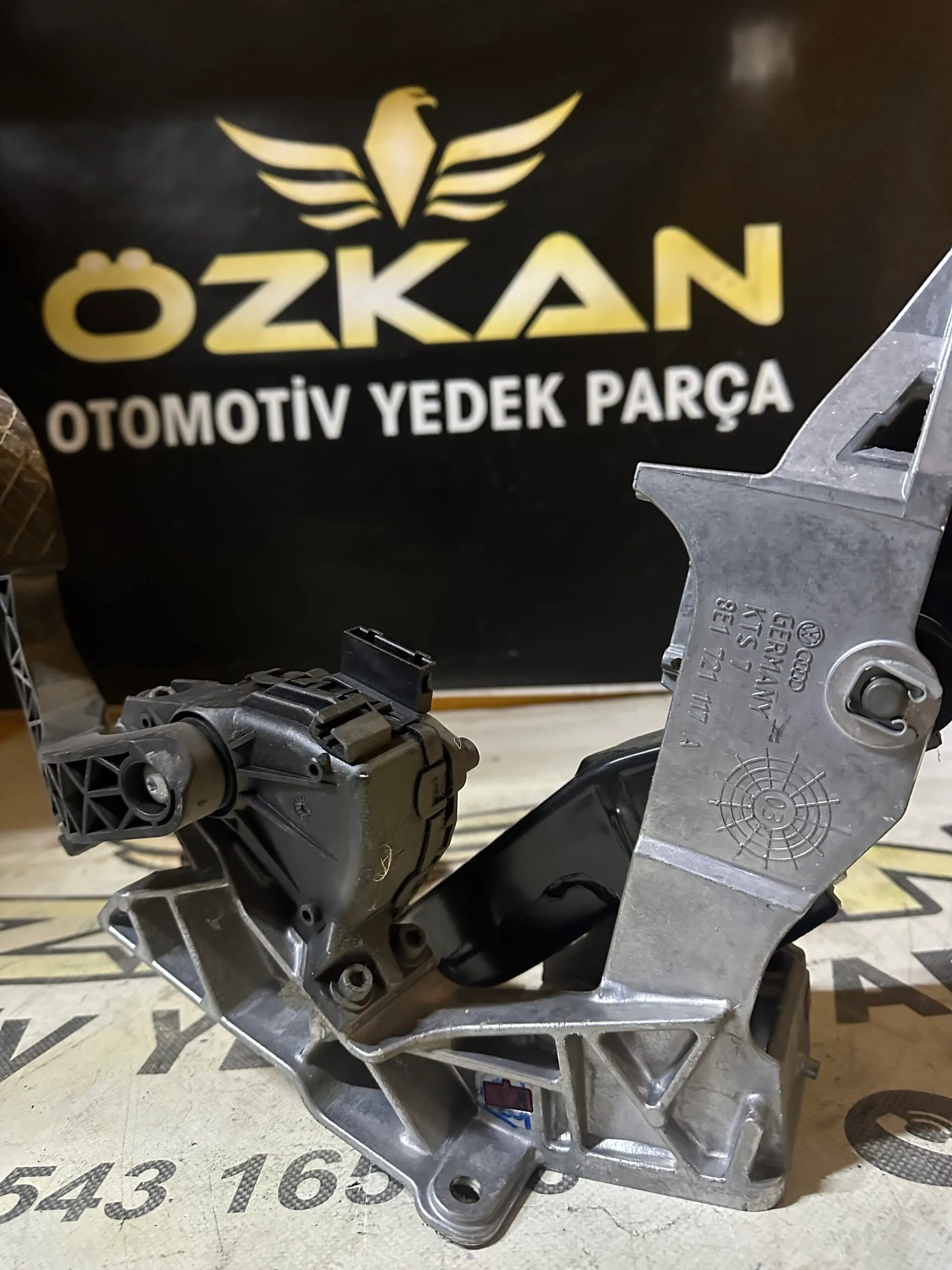 Audi A4 Gaz Fren Pedalı 8E1723523C – 8E1 723 523 - Küçük Görsel 3