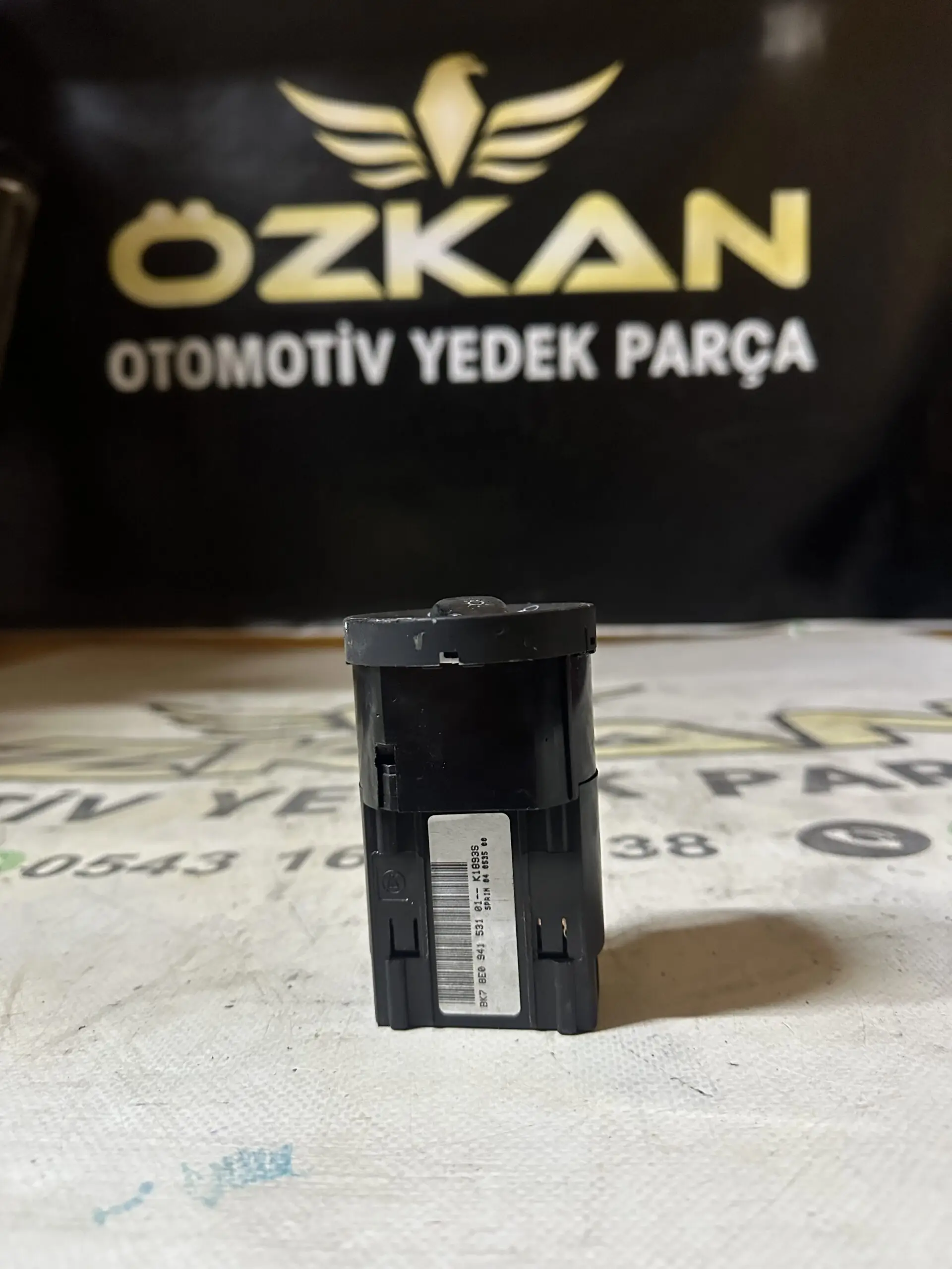 Audi A4 Far Açma Anahtarı 8E0941531 - Küçük Görsel 2