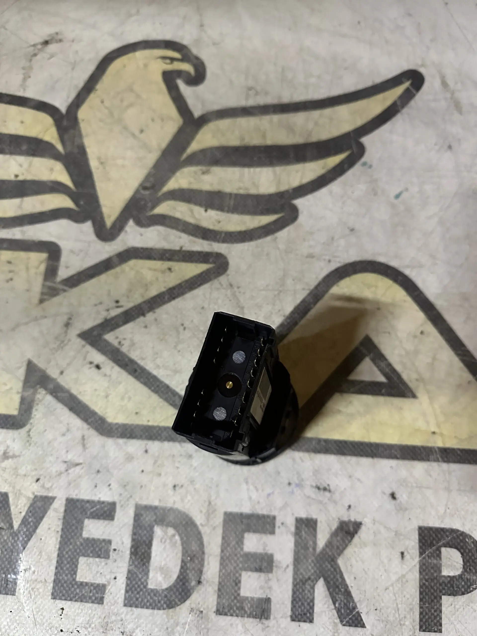 Audi A4 Far Açma Anahtarı 8E0941531 - Küçük Görsel 3