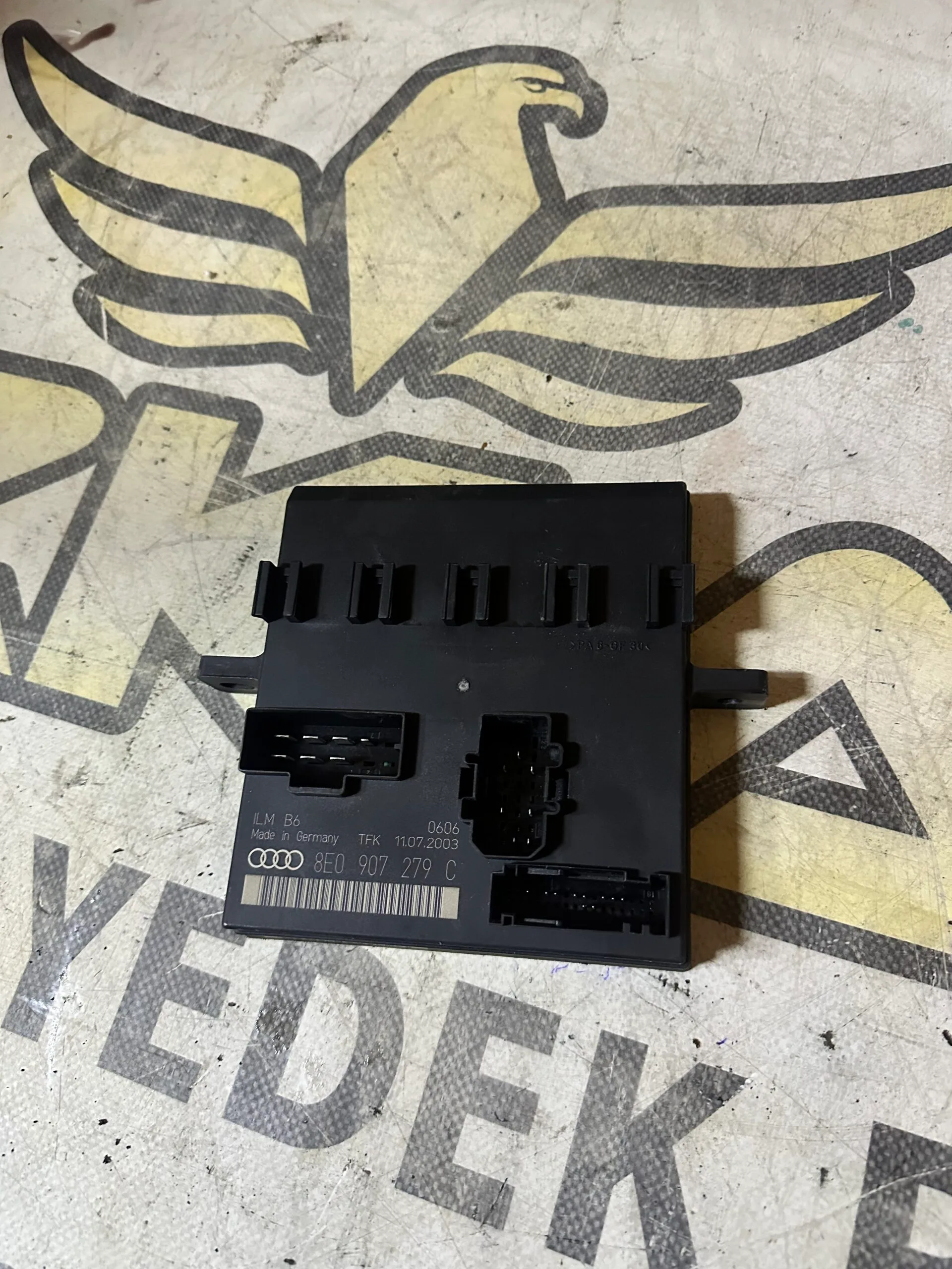 Audi A4 Gövde Kontrol Konfor BCM Beyni 8E0907279C - Küçük Görsel 2