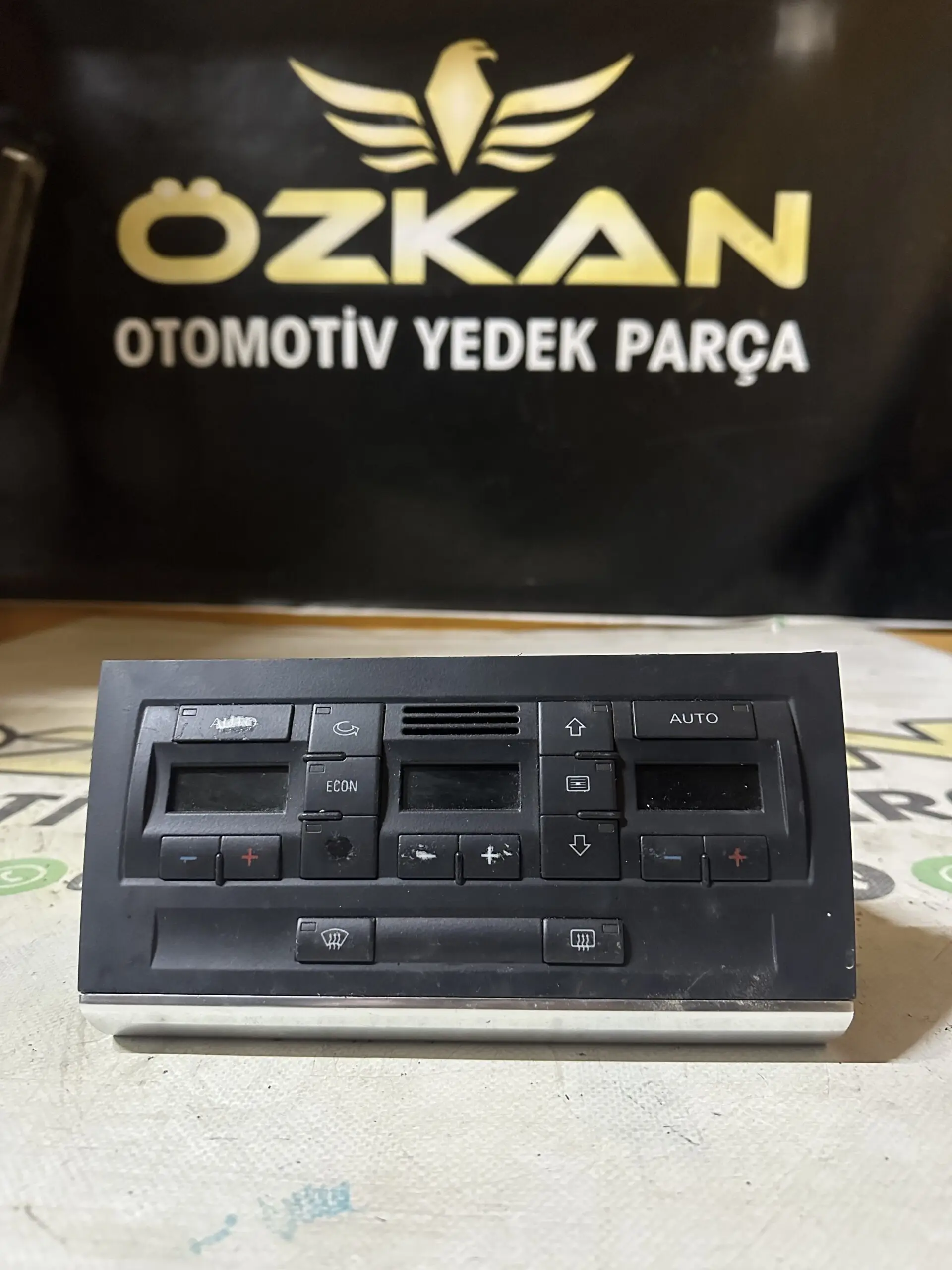 Audi A4 Klima Kontrol Paneli , 8E0820043 , 8E0820043AA - Görsel 1