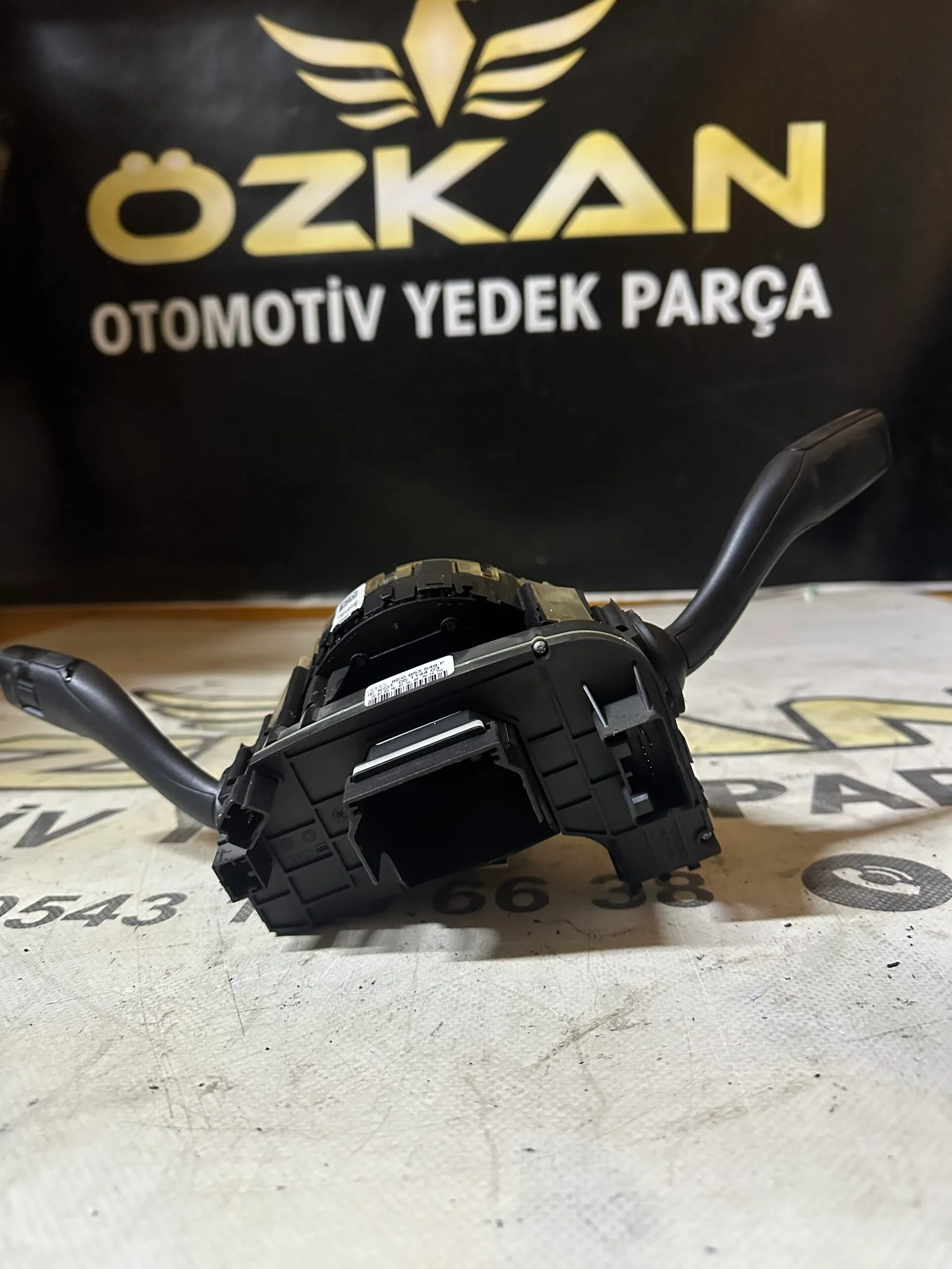 Audi A4 , Direksiyon airbag sargısı , açı sensörü , sinyal silecek kolları , 8E0953541C - Küçük Görsel 2