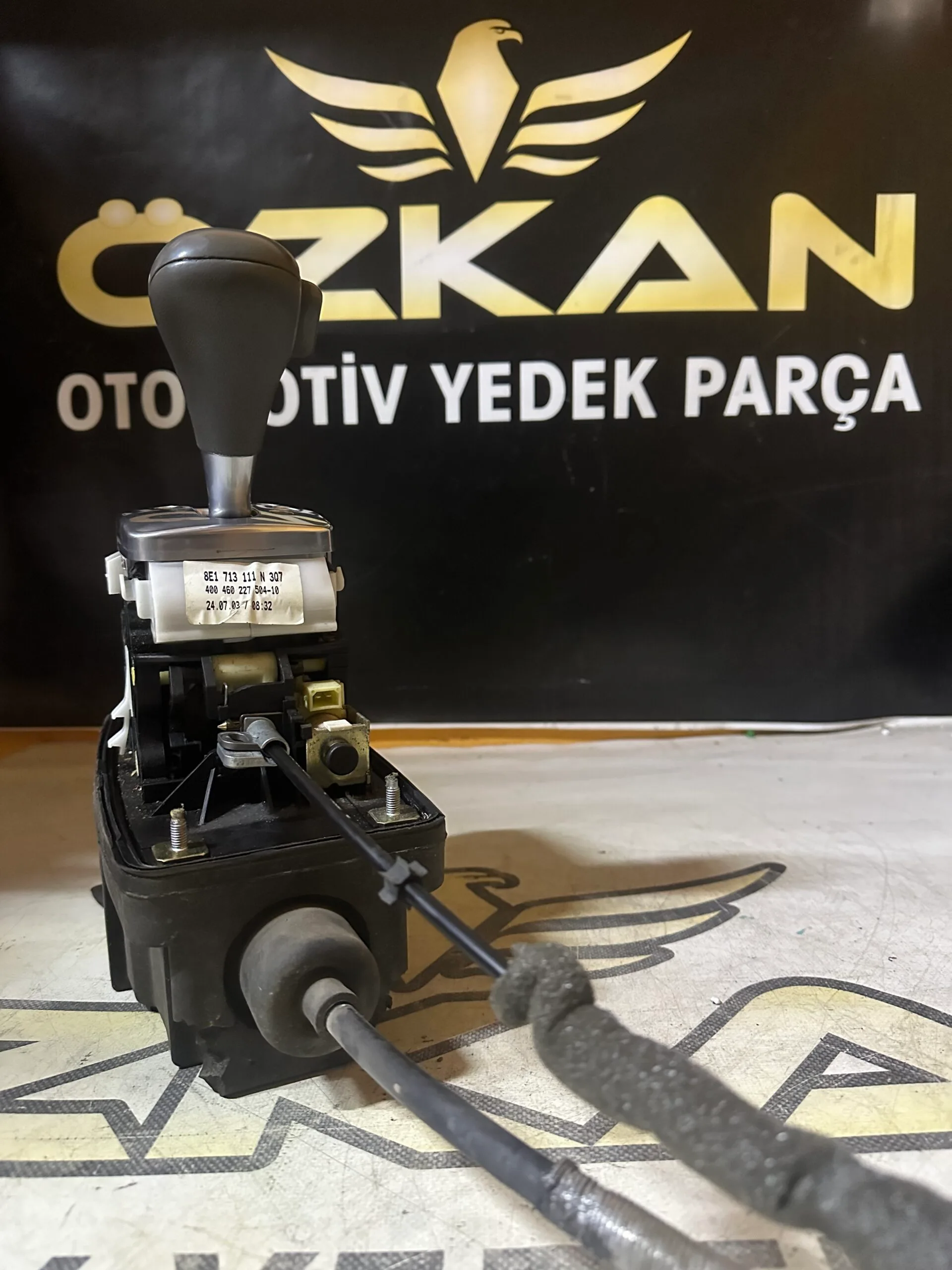 Audi A4 Otomatik vites kulesi , 8E1713111N , 8E1713575 , Vites Halatları - Küçük Görsel 3