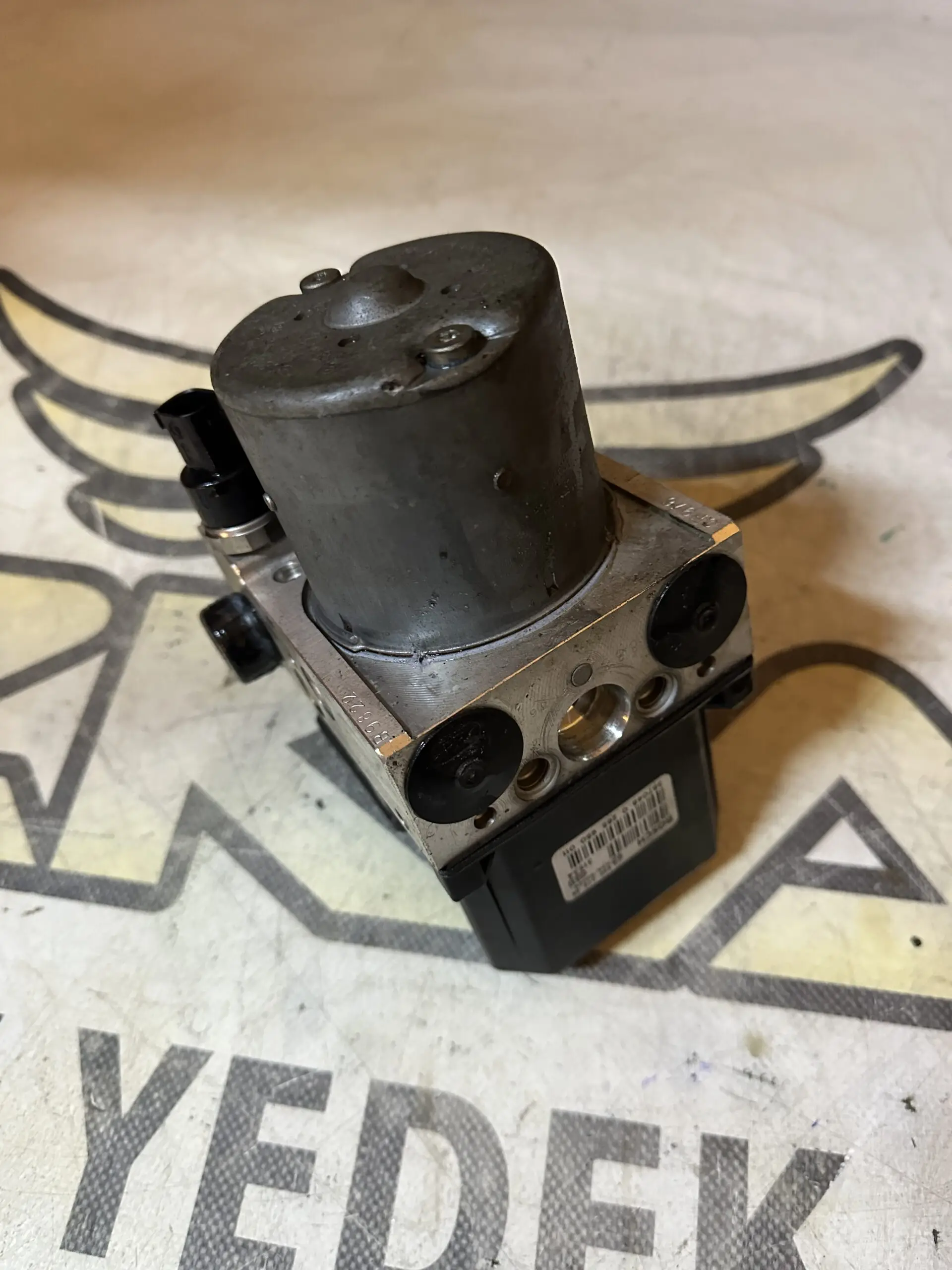 Audi A4 ABS Beyni 8E0614517 - Küçük Görsel 6