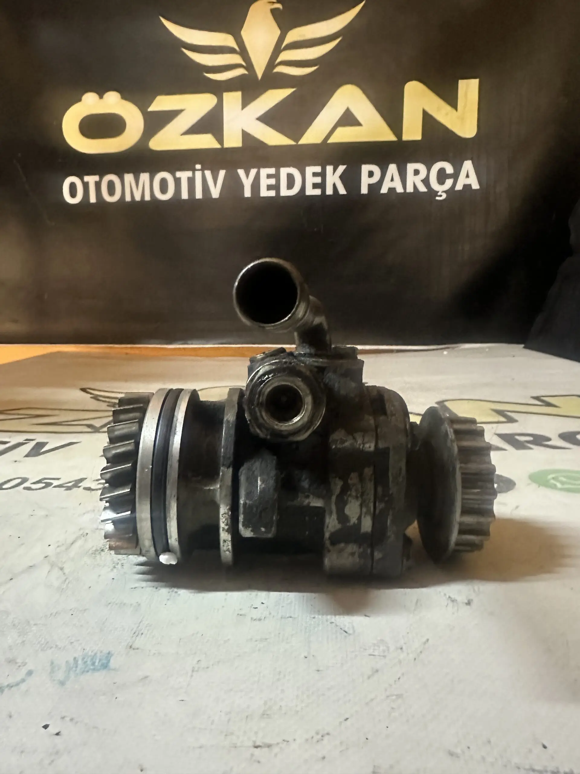 Transporter T5 Direksiyon pompası 2.5 TDI - Küçük Görsel 2