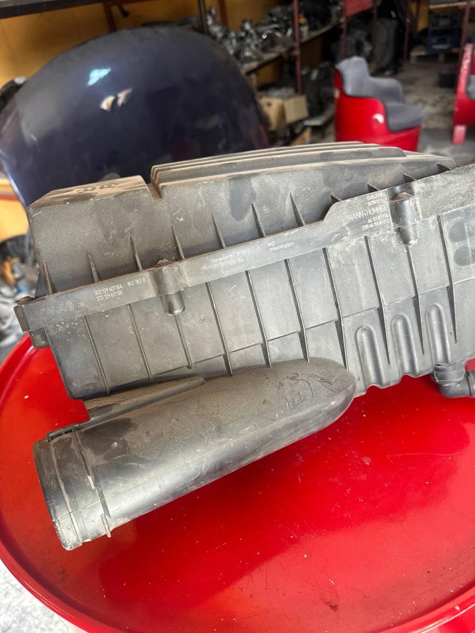 3C0129607BA Caddy golf leon jetta octavia hava filtre kutusu - Küçük Görsel 2