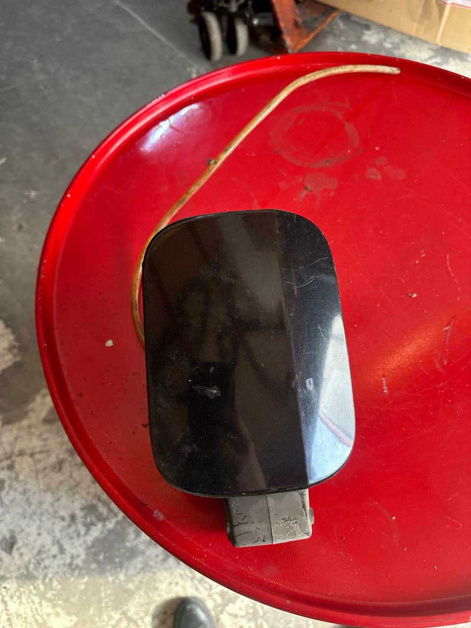5C6809857A Jetta depo kapağı