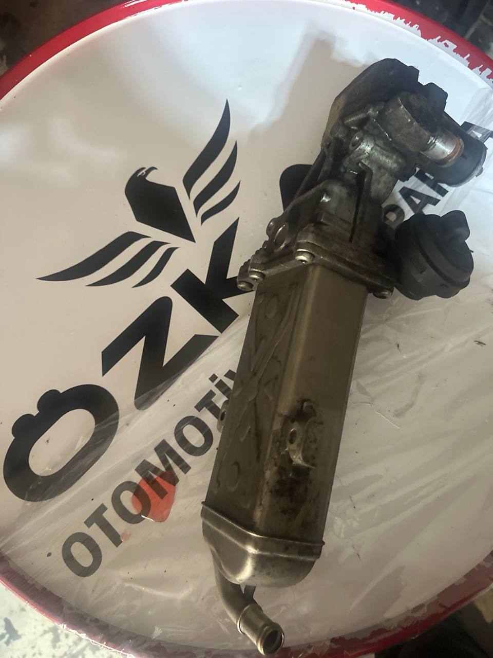 1.6 TDI Cay motor egr soğutucu - Küçük Görsel 2