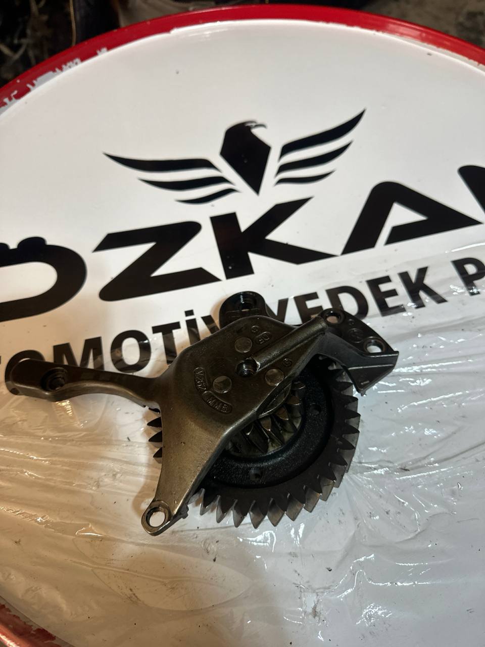 070109237C t5 transporter 2.5 tdı motor dişlisi - Küçük Görsel 2