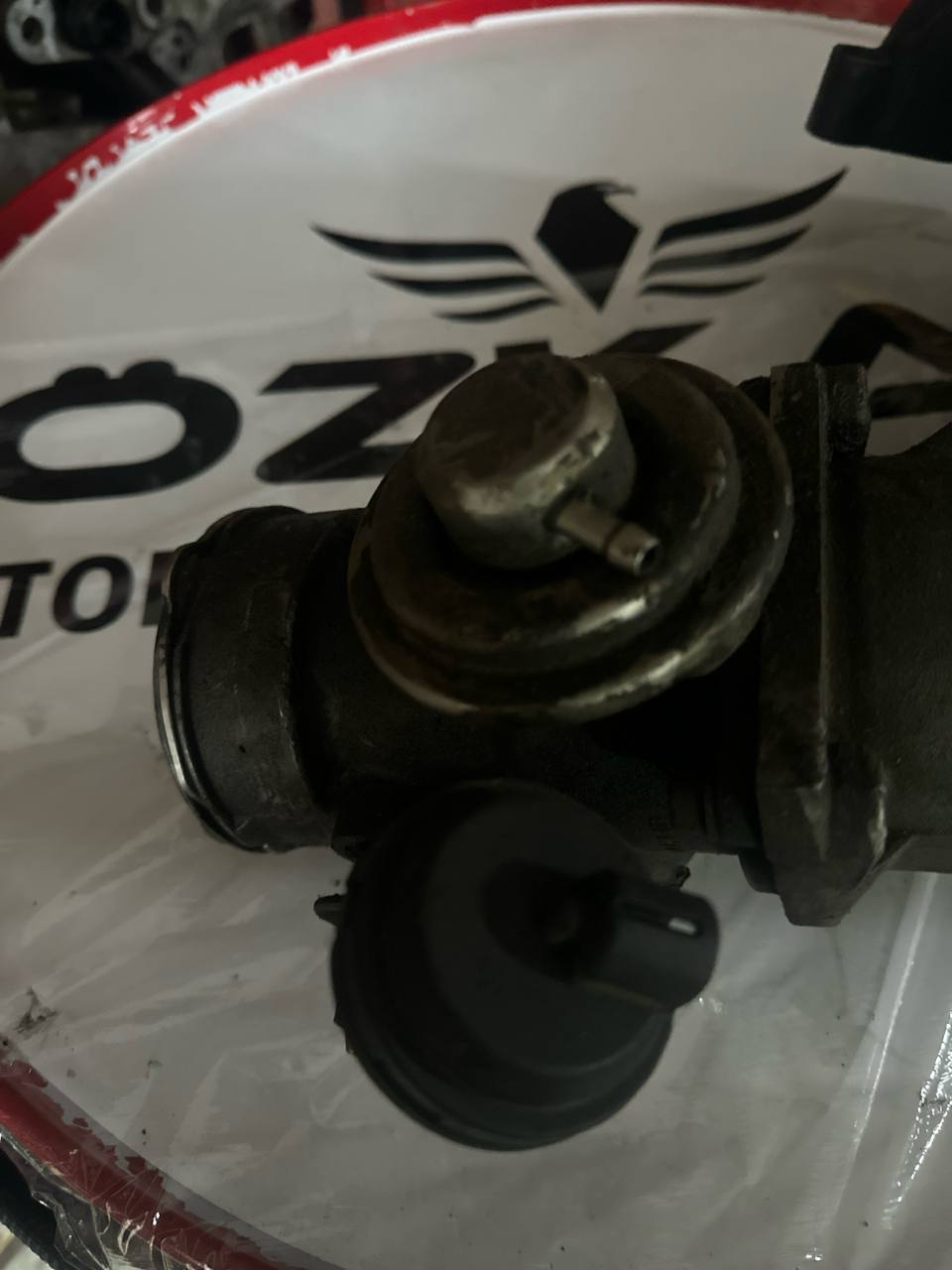 T5 TRANSPORTER 2.5 TDI 130 BOĞAZ GAZ KELEBEĞİ