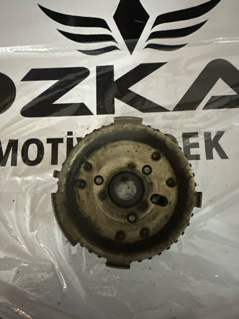 03L109111 1.6 TDI CAY MOTOR EKSTANTRİK DİŞLİSİ VE OKUYUCUSU 03L109239A - Küçük Görsel 2