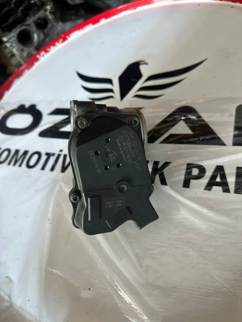 06F133062G AUDİ A4 A6 A3 VW PASSAT GAZ KELEBEĞİ - Görsel 1