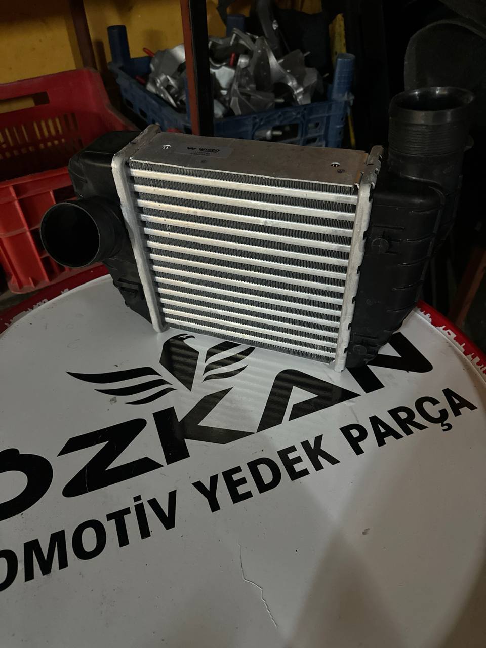 4F0145805AD AUDİ A6 2.0 TDI İNTERCOOLER 4F0145805 - Küçük Görsel 2