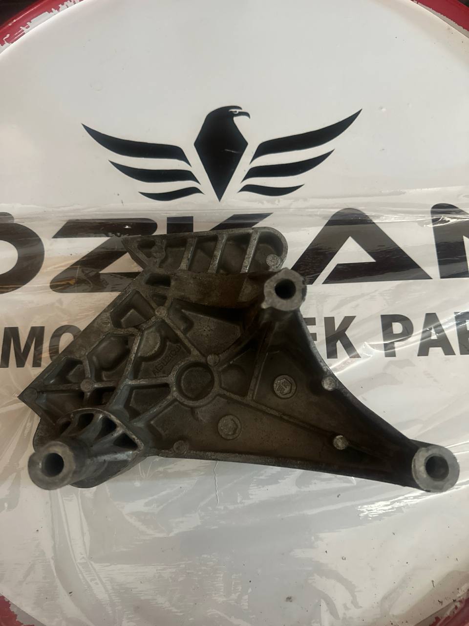 03G199207A VW SKODA SEAT AUDİ MOTOR KULAĞI BRAKETİ - Küçük Görsel 2