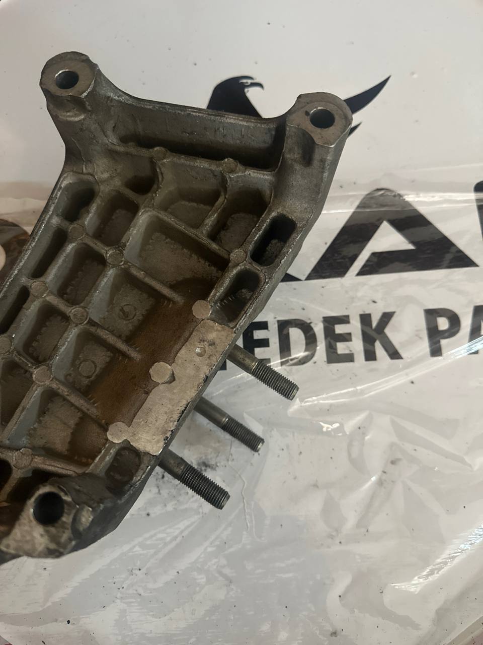 55229512 FİAT FİORİNO EURO5 MOTOR KULAĞI BRAKETİ - Görsel 1