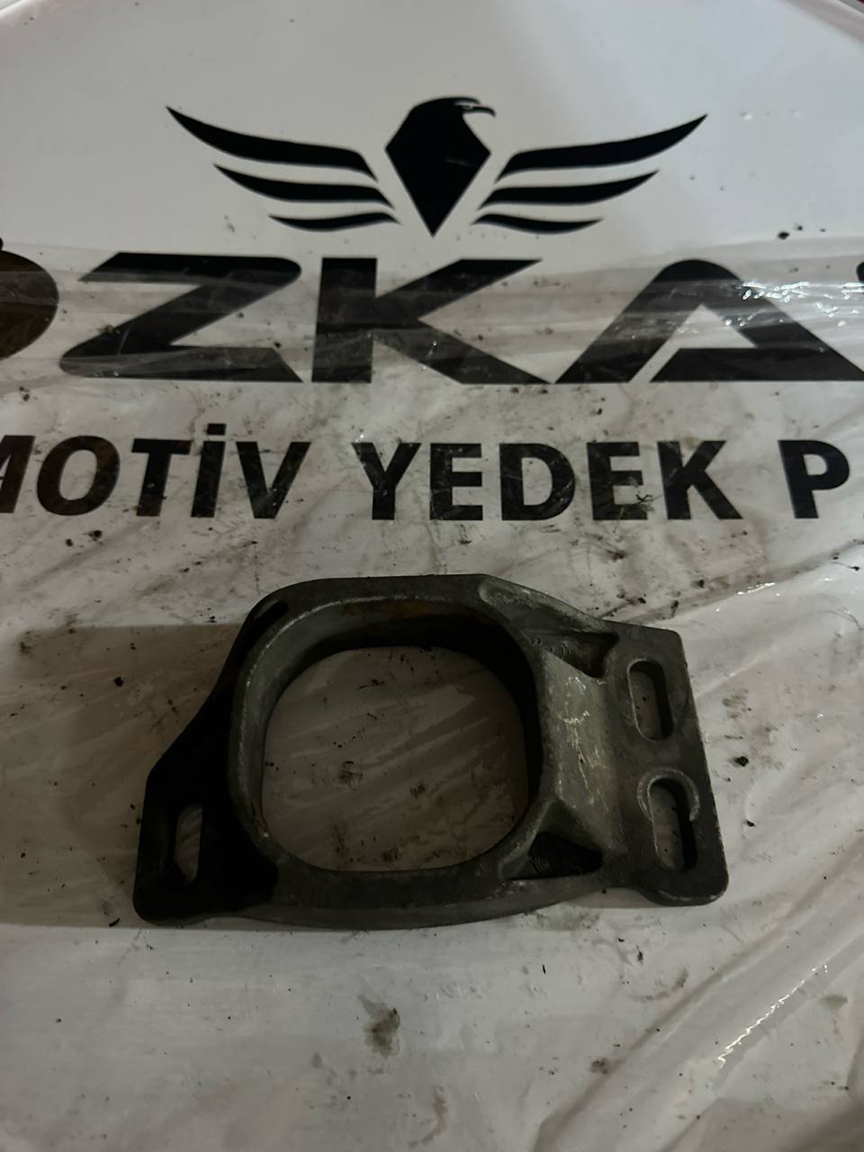 8E0199335P AUDİ A4 BRAKETİ MOTOR KULAĞI - Küçük Görsel 2
