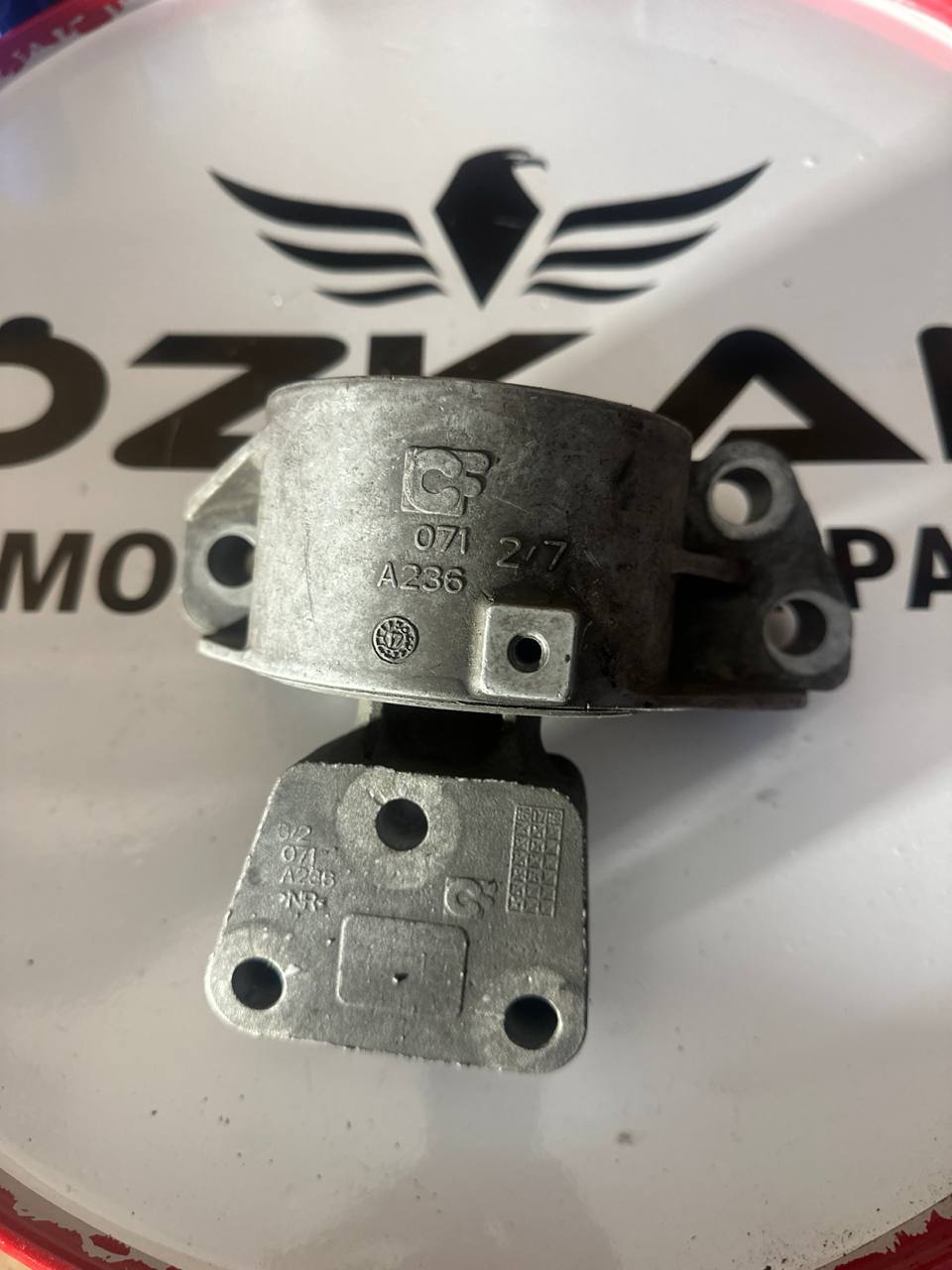 071A236 FİORİNO MOTOR TAKOZU - Küçük Görsel 2