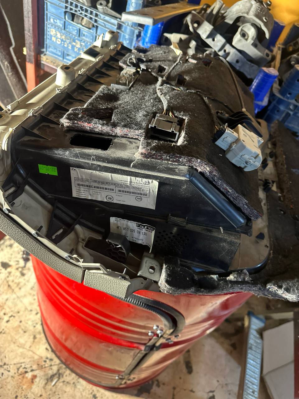 Audi A6 Torpido Gözü 4F1857035CN - Küçük Görsel 2