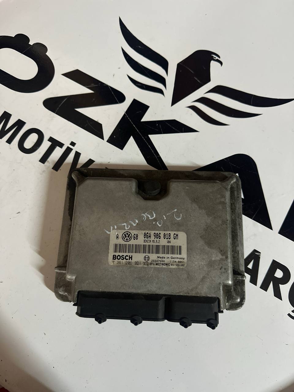 VW Golf 4 Bora 2.0 Benzinli Motor Beyni AQY (OEM: 06A906018GM) - Görsel 1