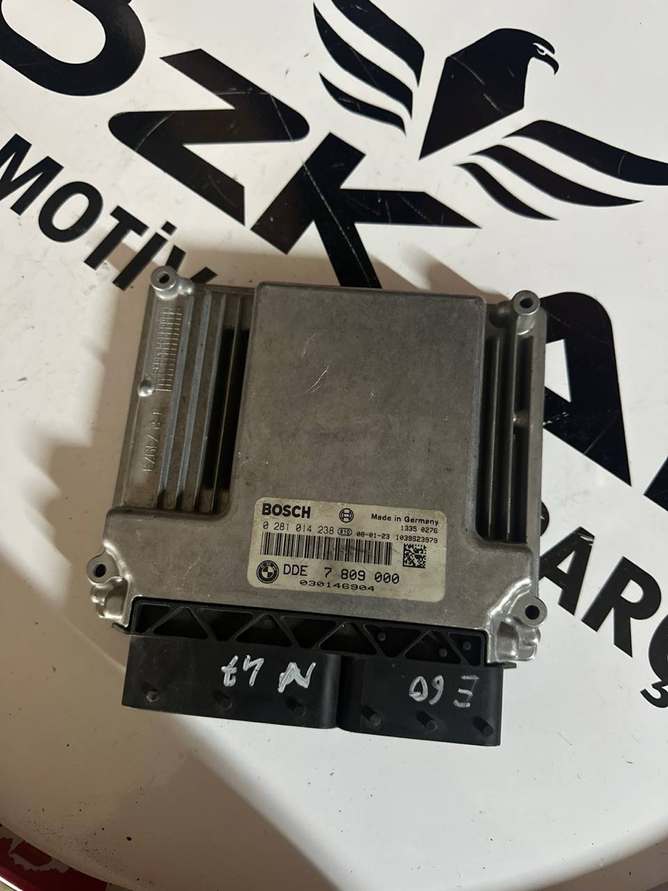 BMW E60 N47 Motor Beyni (OEM: 0281014238, 7809000) - Görsel 1