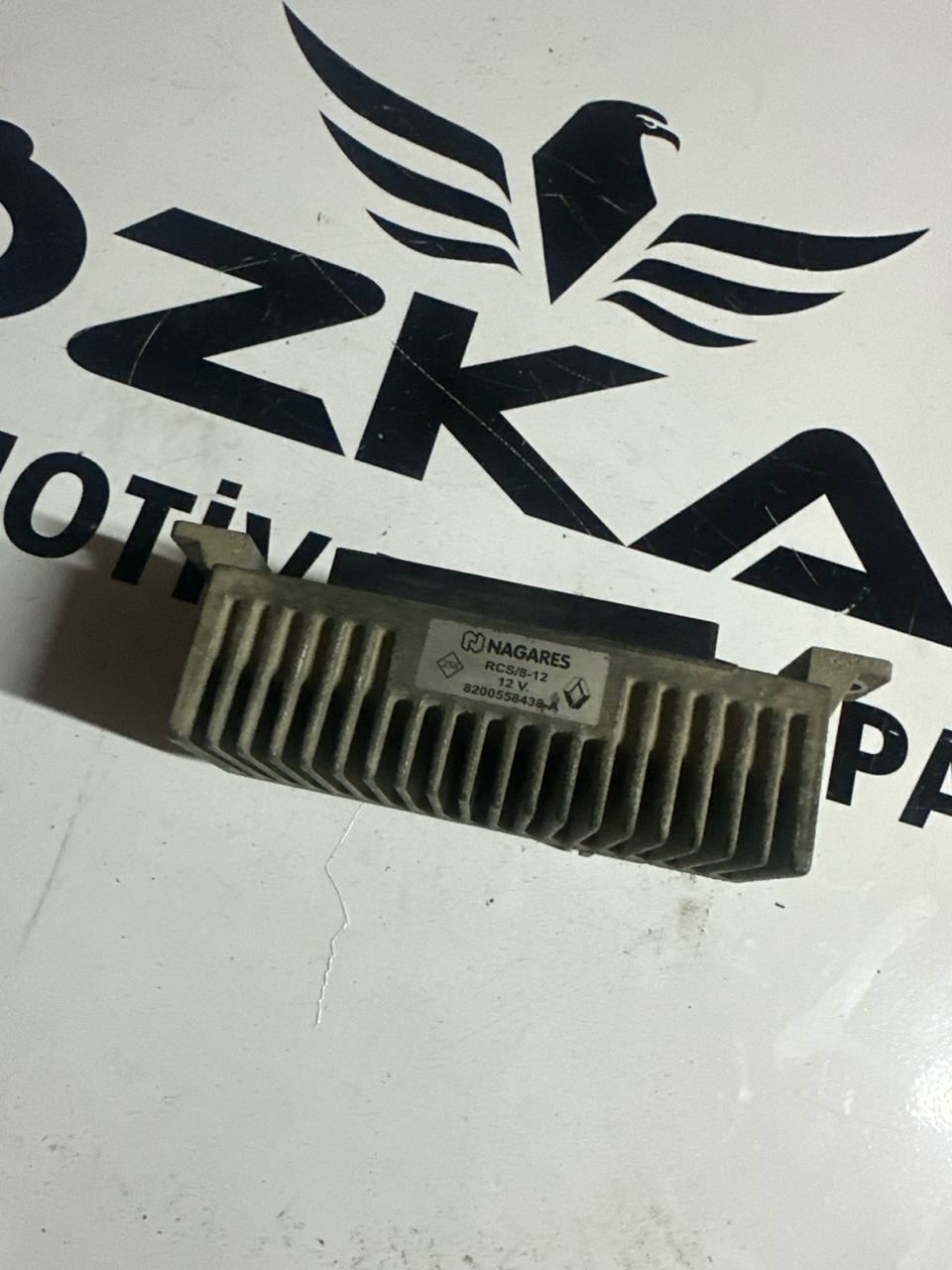 Renault Kızdırma Bujisi Rölesi - Isıtıcı Kızdırma Kutusu (OEM: 8200558438) - Görsel 1