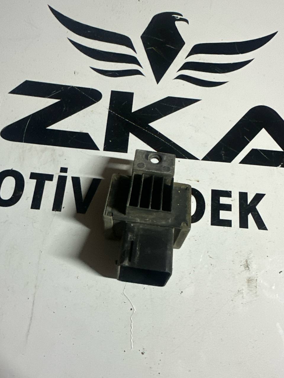 Isıtma Bujisi Rölesi - Isıtıcı Kontrol Rölesi (OEM: 110678071R) - Küçük Görsel 2