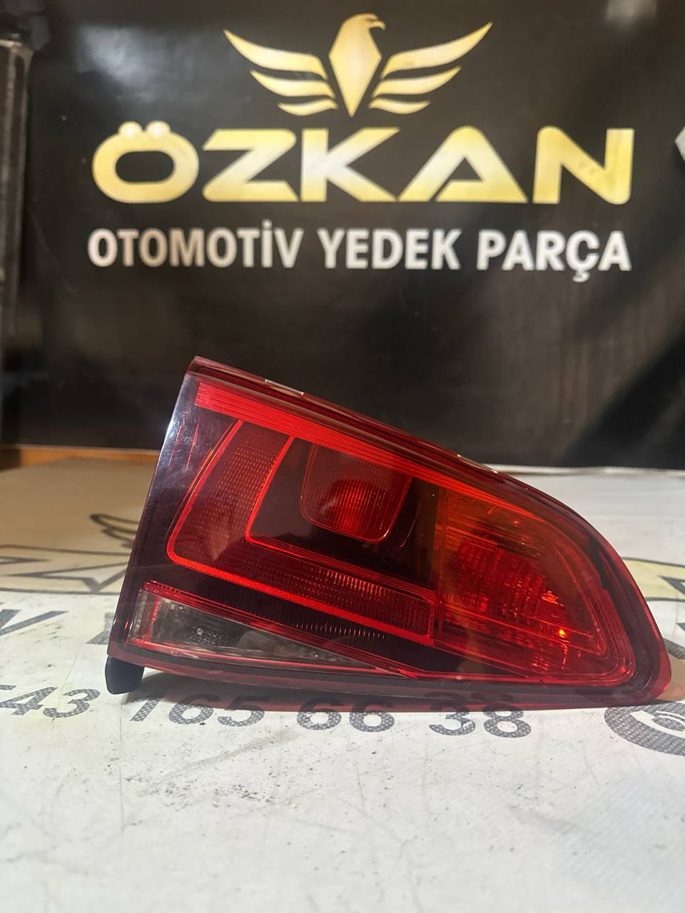 VW Golf 7 Sol İç Stop Lambası (OEM: 5G0945093AE)