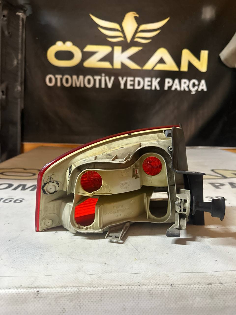 Audi A4 B7 Dış Stop Lambası - Küçük Görsel 2