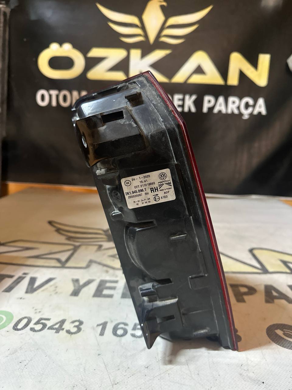 Volkswagen Caddy Sağ Stop Lambası (OEM: 2K1945096T) - Küçük Görsel 2
