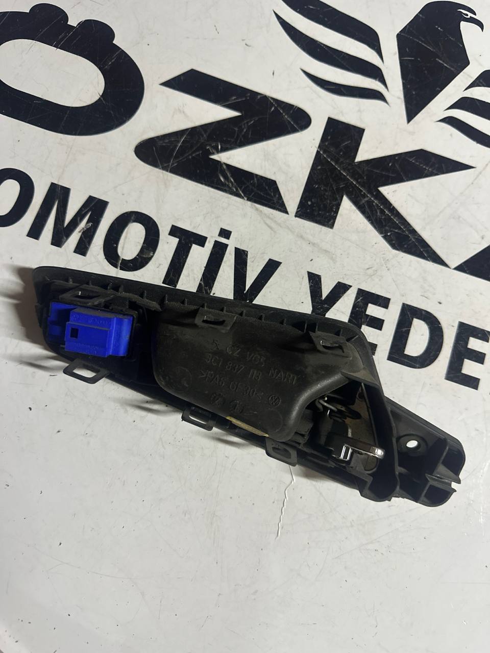 VW Passat B6 Sol Ön Kapı İç Açma Kolu (OEM: 3C1837113) - Küçük Görsel 2
