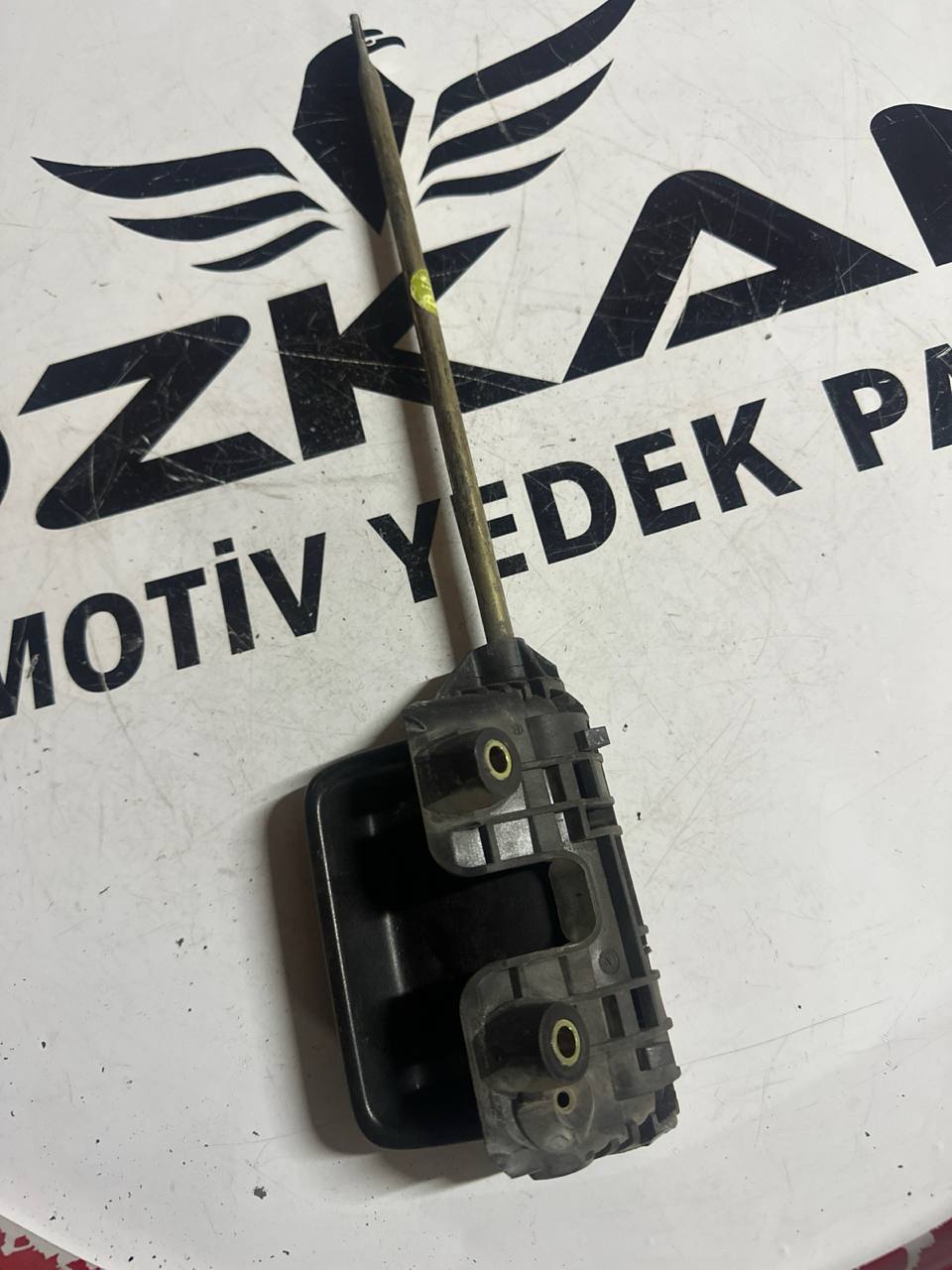 VW Transporter Sürgülü Kapı Açma Kolu - Dış (OEM: 7H0843642C) - Küçük Görsel 2