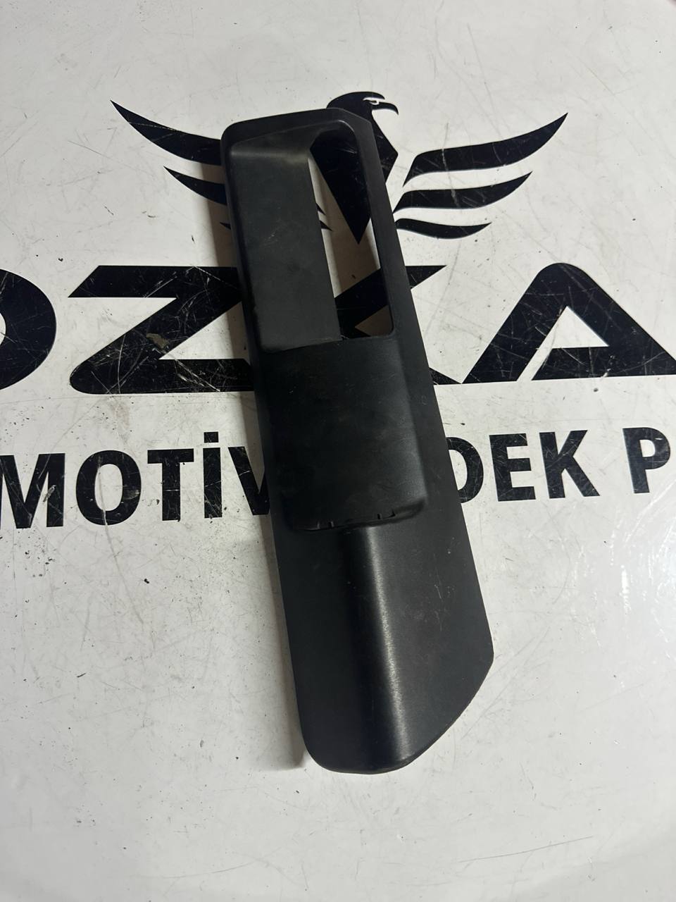 VW Transporter T5 Sürgü Kapı Dış Kulp Çıtası (OEM: 7H0843188A) - Görsel 1
