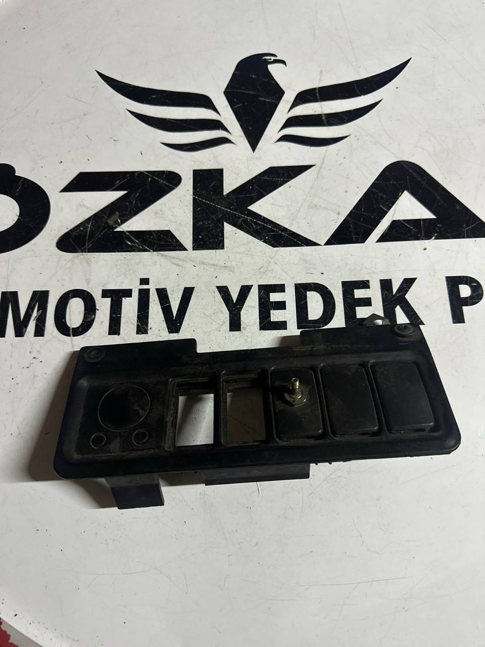 VW Polo Classic - Caddy - Inca - Seat Ibiza - Cordoba Cam Düğme Çerçevesi (OEM: 6K0857061) - Görsel 1
