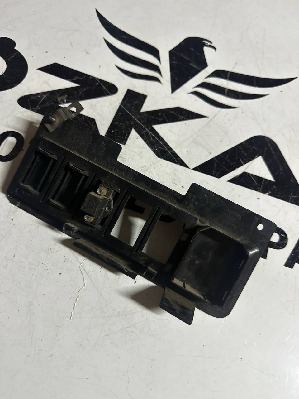 VW Polo Classic - Caddy - Inca - Seat Ibiza - Cordoba Cam Düğme Çerçevesi (OEM: 6K0857061) - Küçük Görsel 2