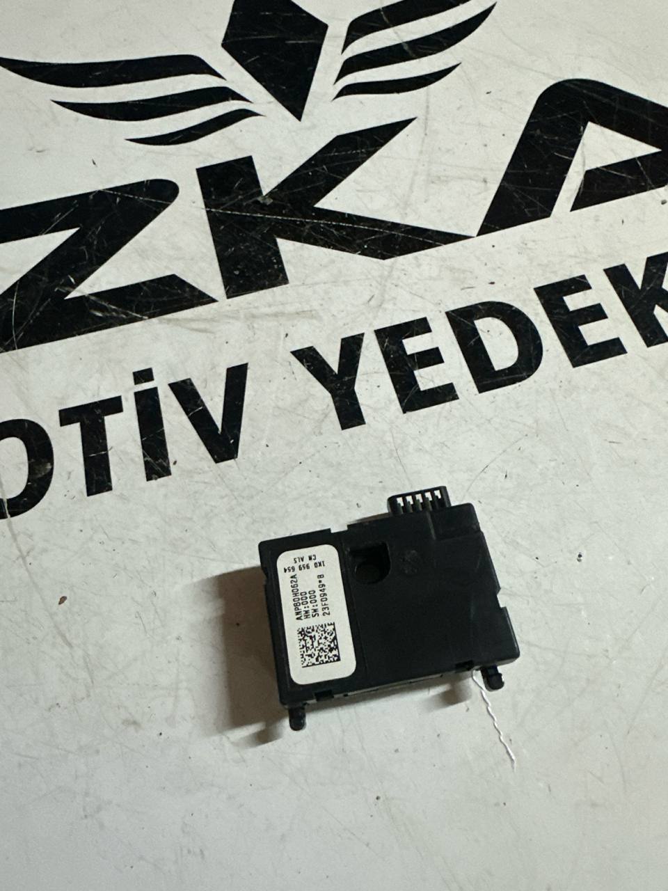 VW Golf 5, Jetta ve Caddy Direksiyon Açı Sensörü (OEM: 1K0959654)