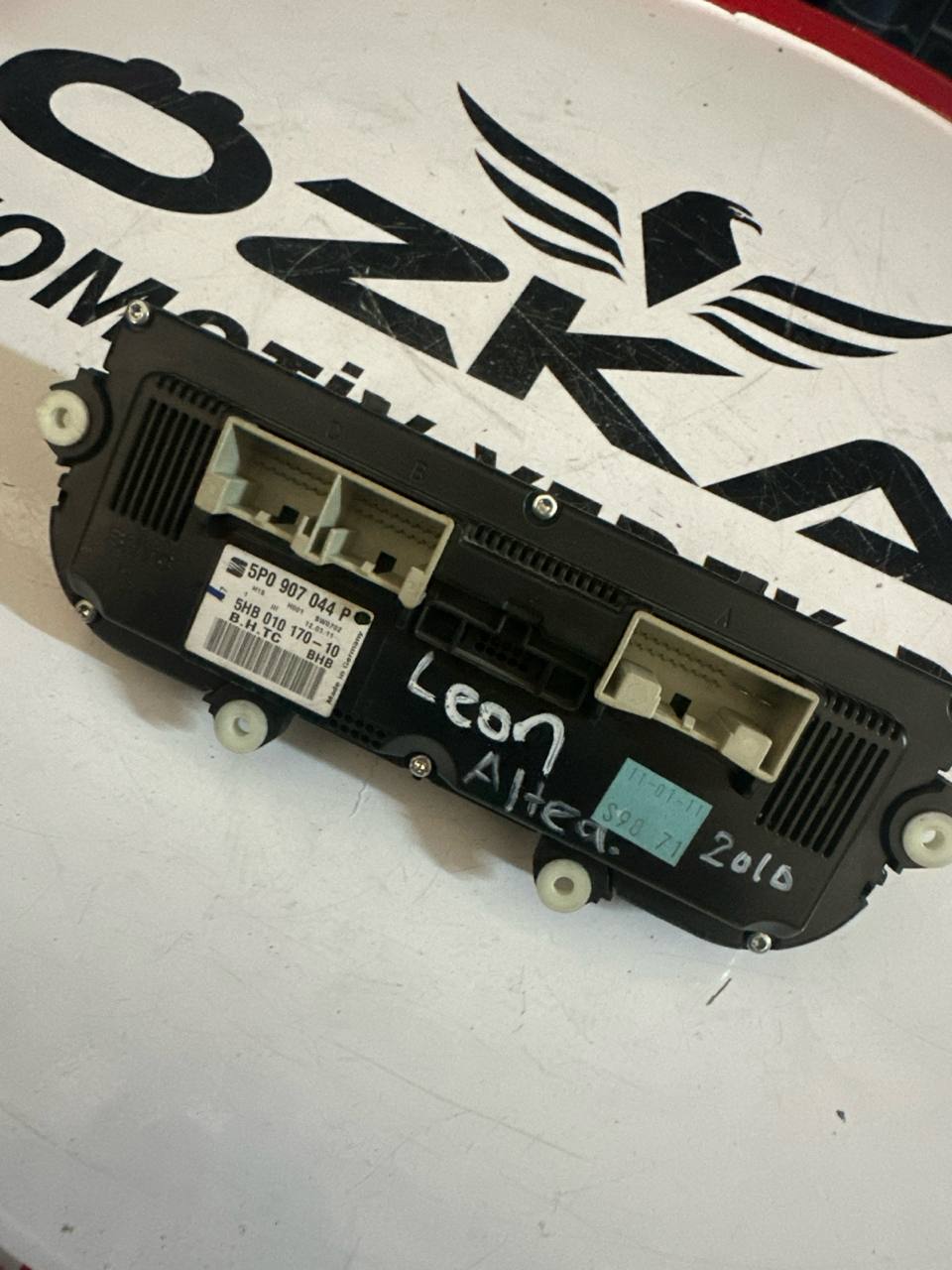 Seat Leon ve Altea XL Dijital Klima Kontrol Paneli (OEM: 5P0907044P) - Küçük Görsel 2