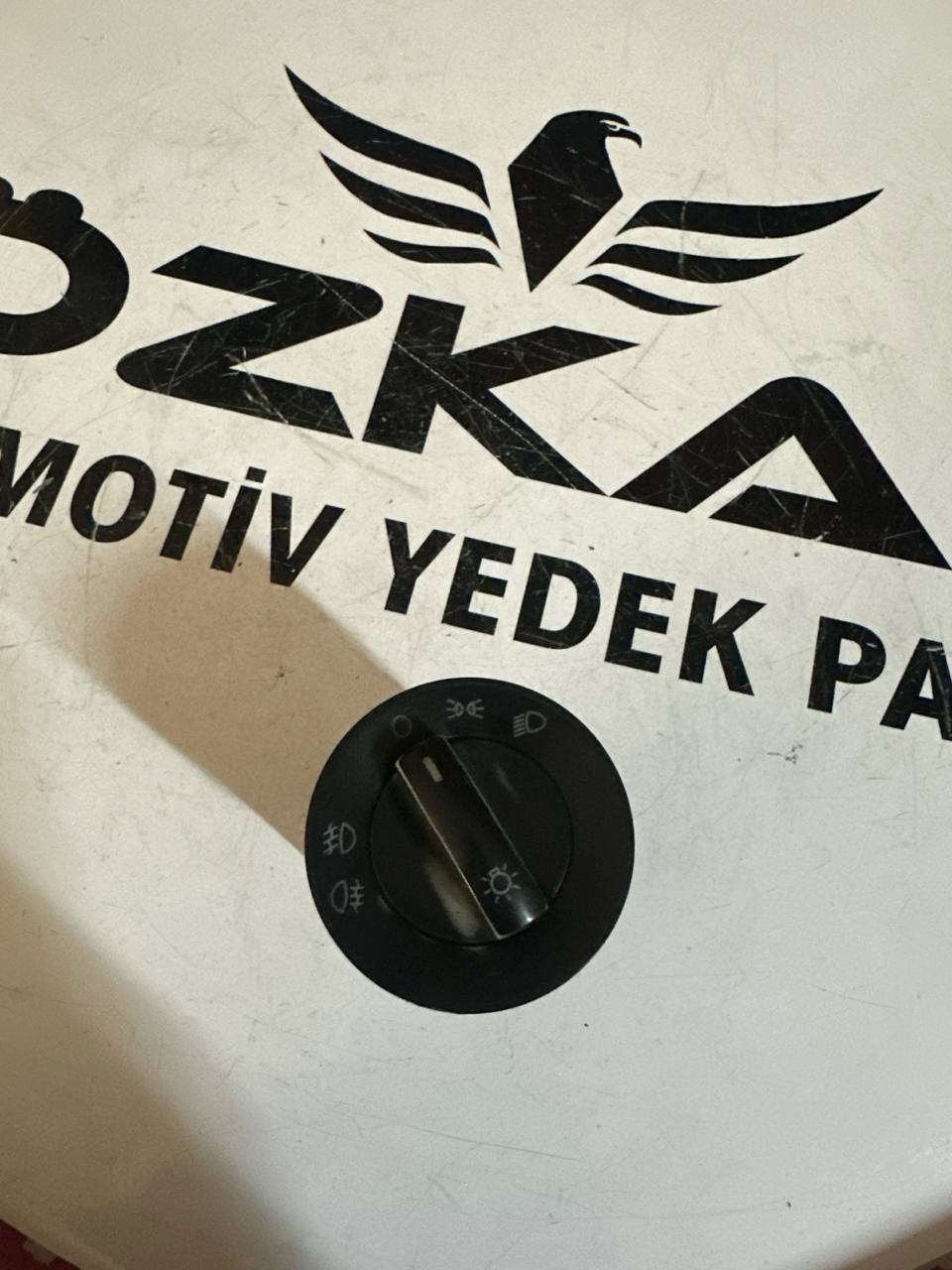 VW Polo 9N ve T5 Transporter Far Açma Anahtarı (OEM: 6Q0941531C) - Görsel 1