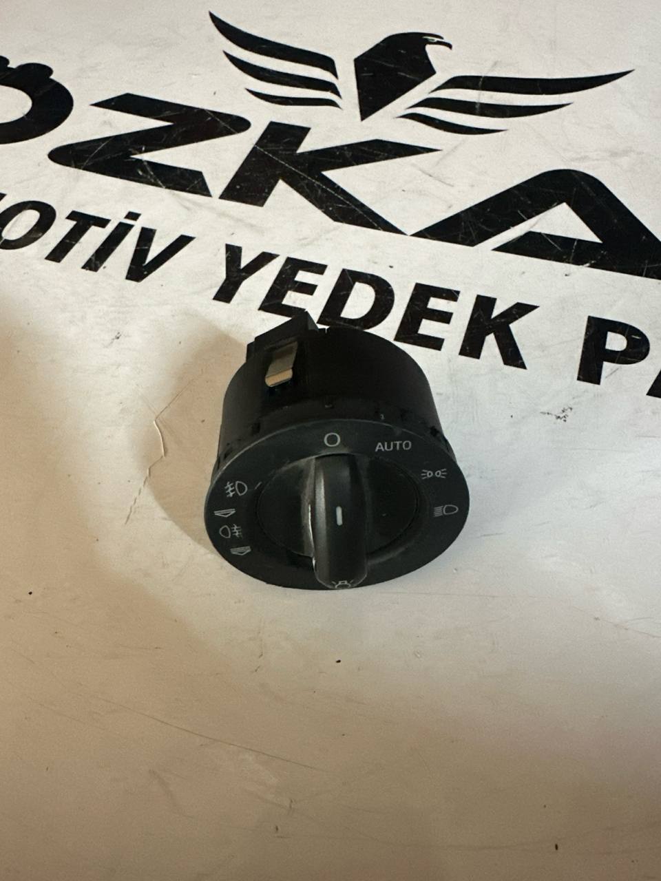 Audi A6 C6 Far Açma Anahtarı - Far Kumanda Modülü (OEM: 4F1941631D) - Görsel 1